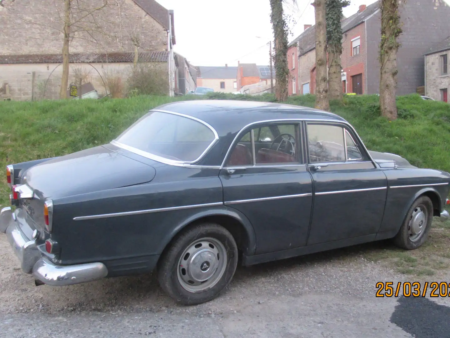 Volvo Amazon LIMOUSINE Grau - 2