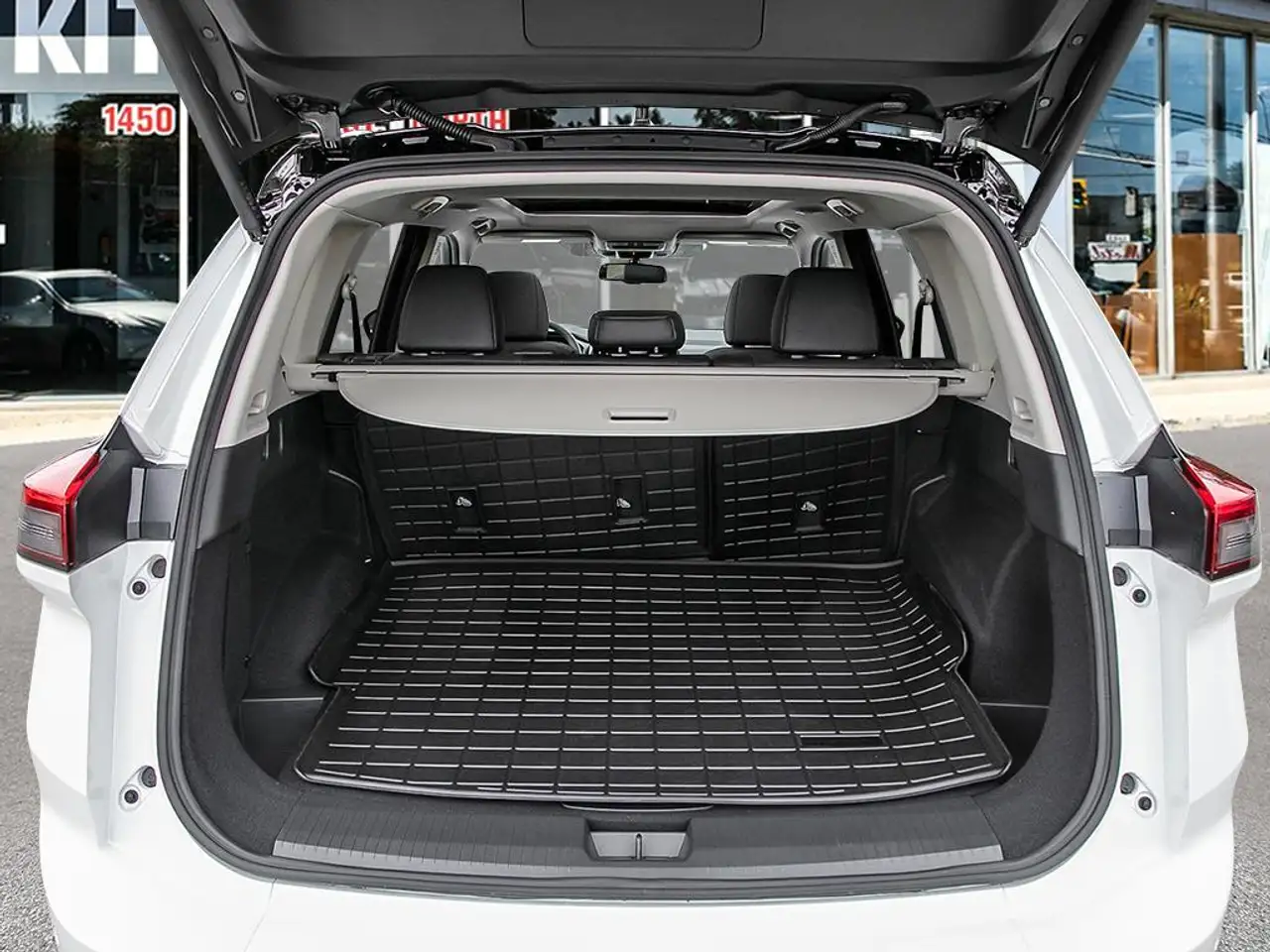 Nissan Rogue снимка Nissan Rogue