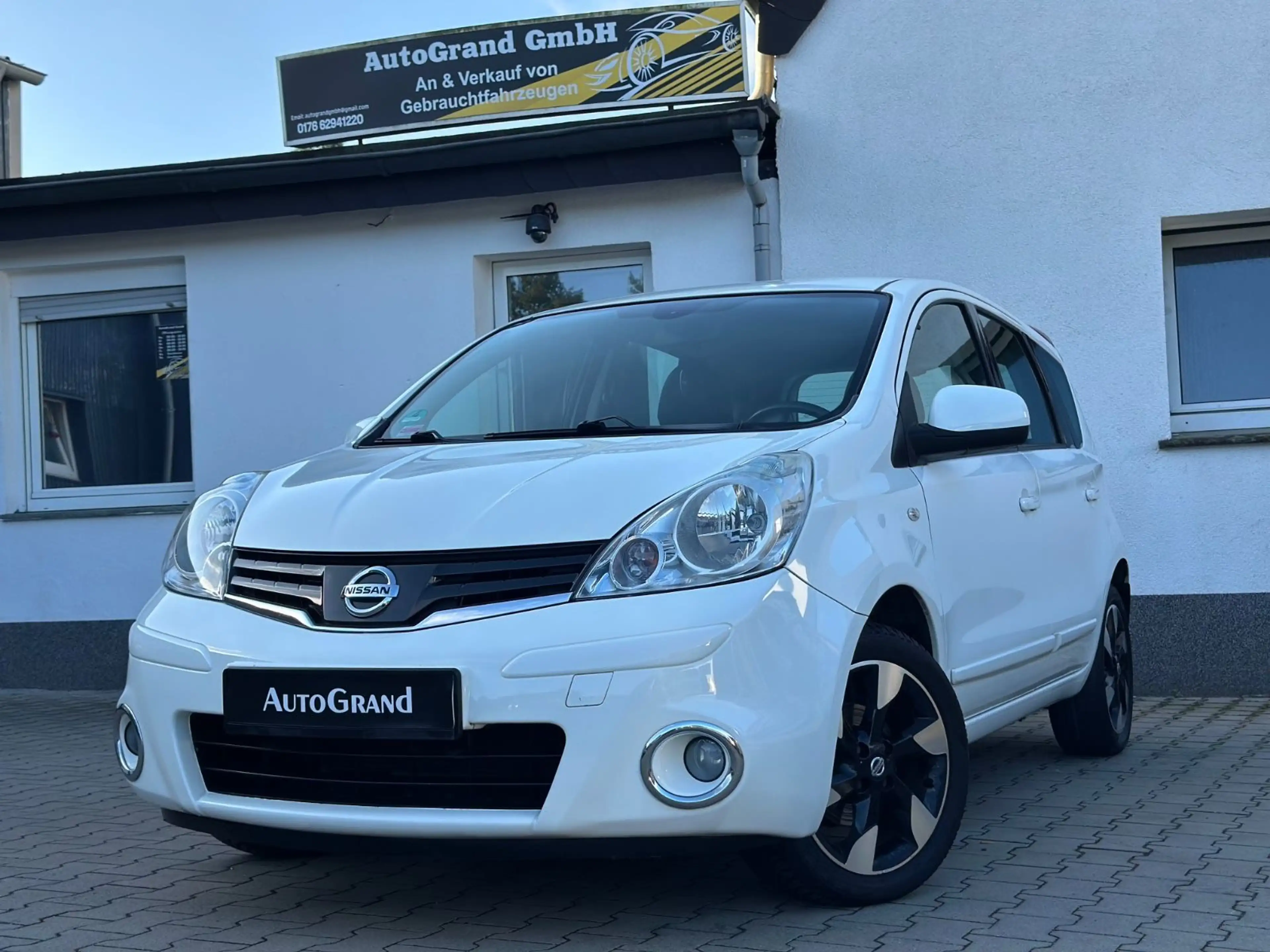 Nissan Note I-Way*1HAND*Klimaautomatik*AHK*PDC*TÜV* — photo 2