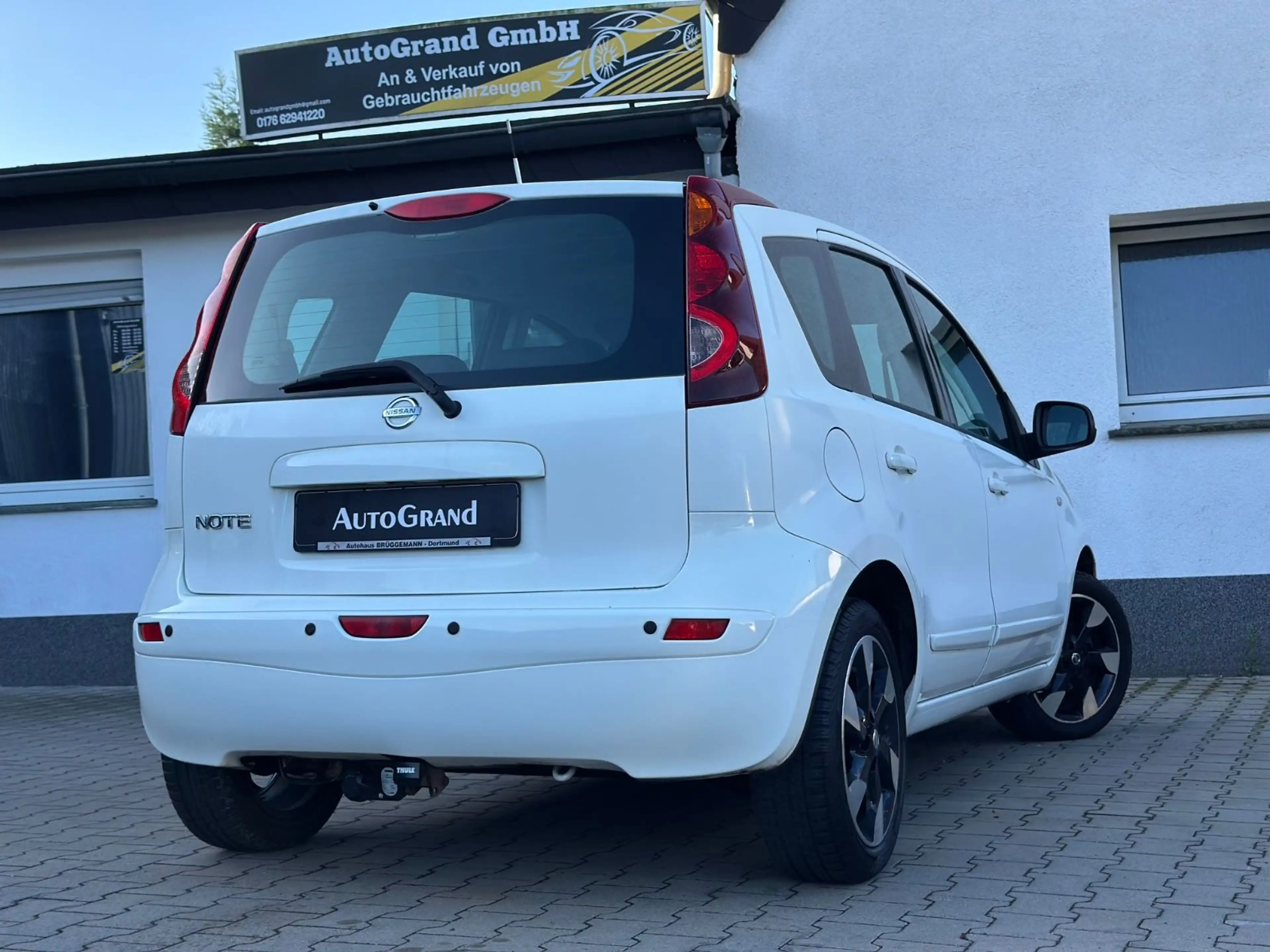 Nissan Note I-Way*1HAND*Klimaautomatik*AHK*PDC*TÜV* — photo 4