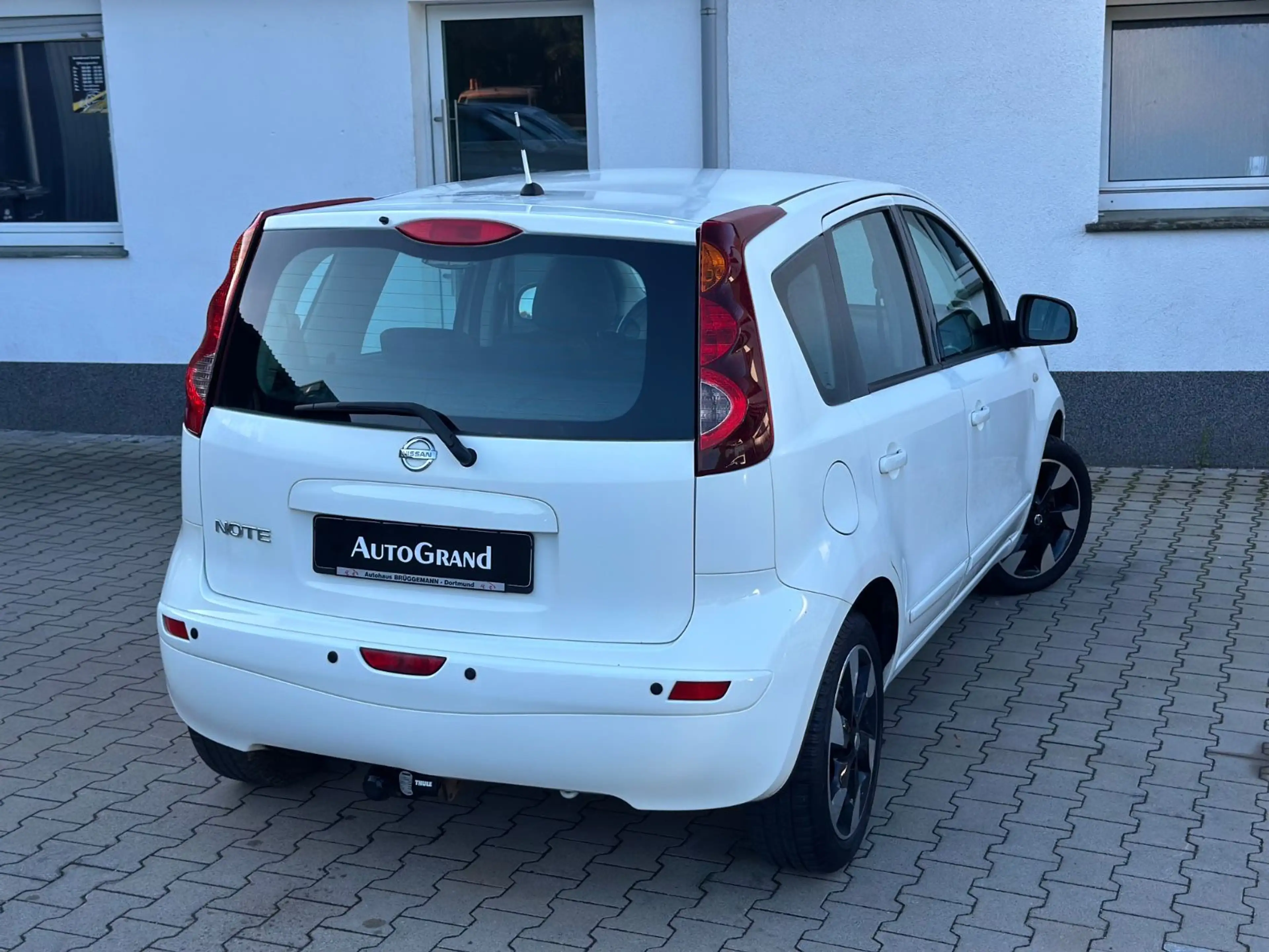 Nissan Note I-Way*1HAND*Klimaautomatik*AHK*PDC*TÜV* — photo 9