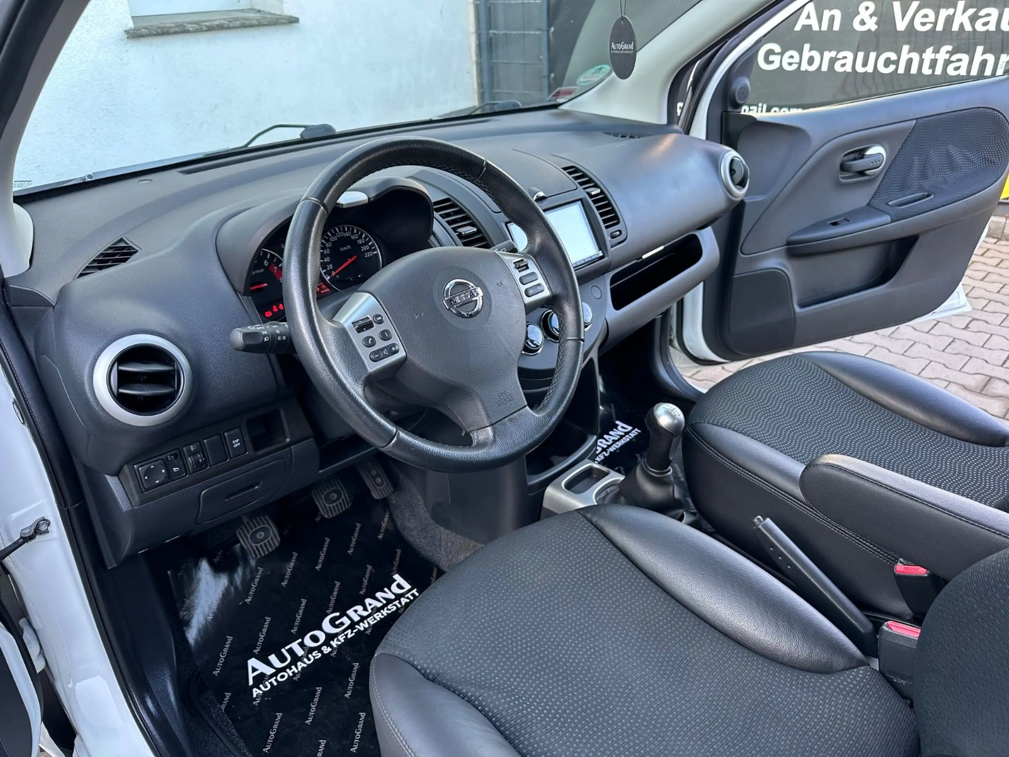 Nissan Note I-Way*1HAND*Klimaautomatik*AHK*PDC*TÜV* — photo 11