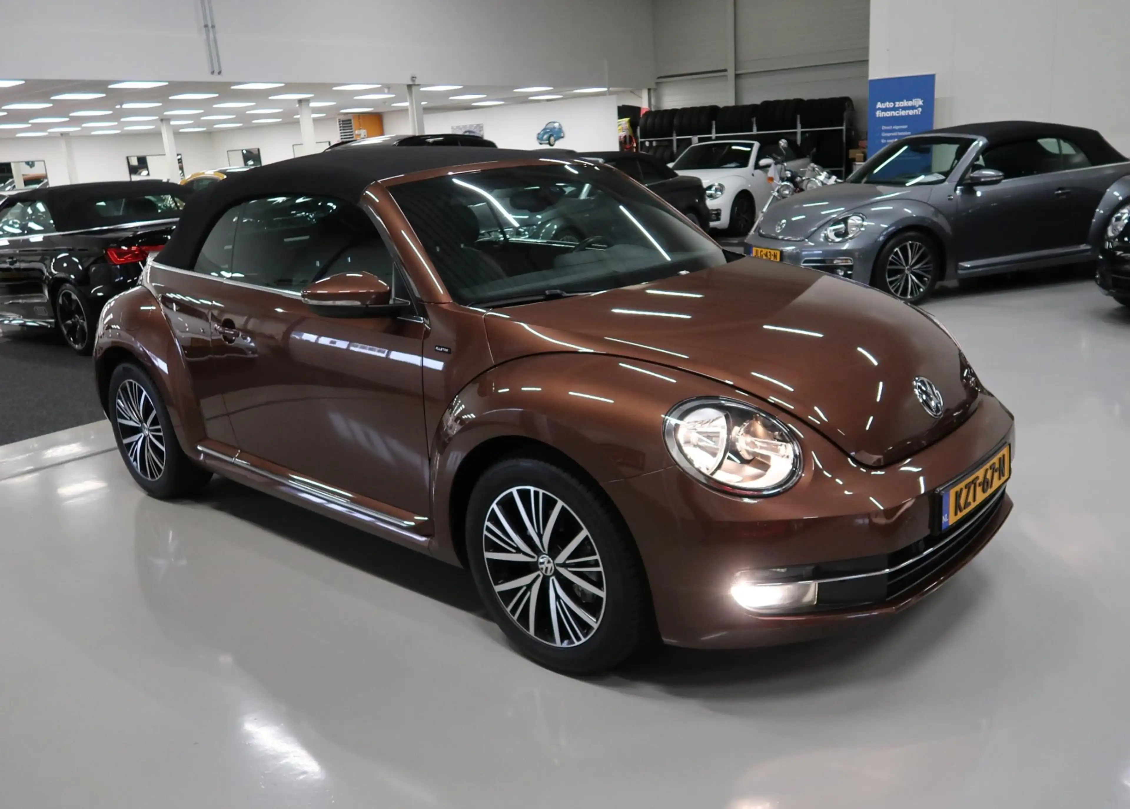 Volkswagen Beetle Cabriolet 1.2 TSI Allstar Camera Navigatie App con — photo 26