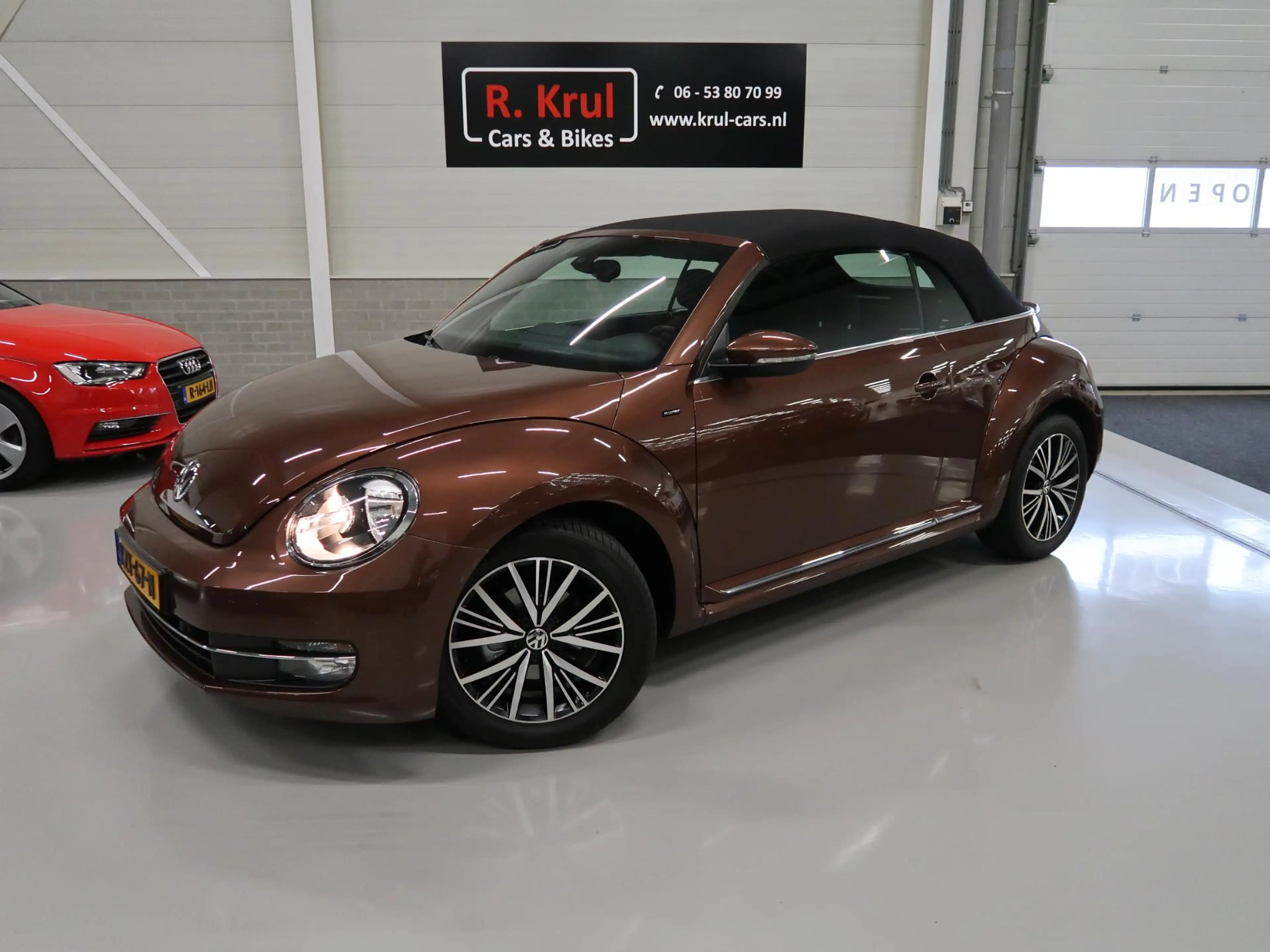 Volkswagen Beetle Cabriolet 1.2 TSI Allstar Camera Navigatie App con — photo 20