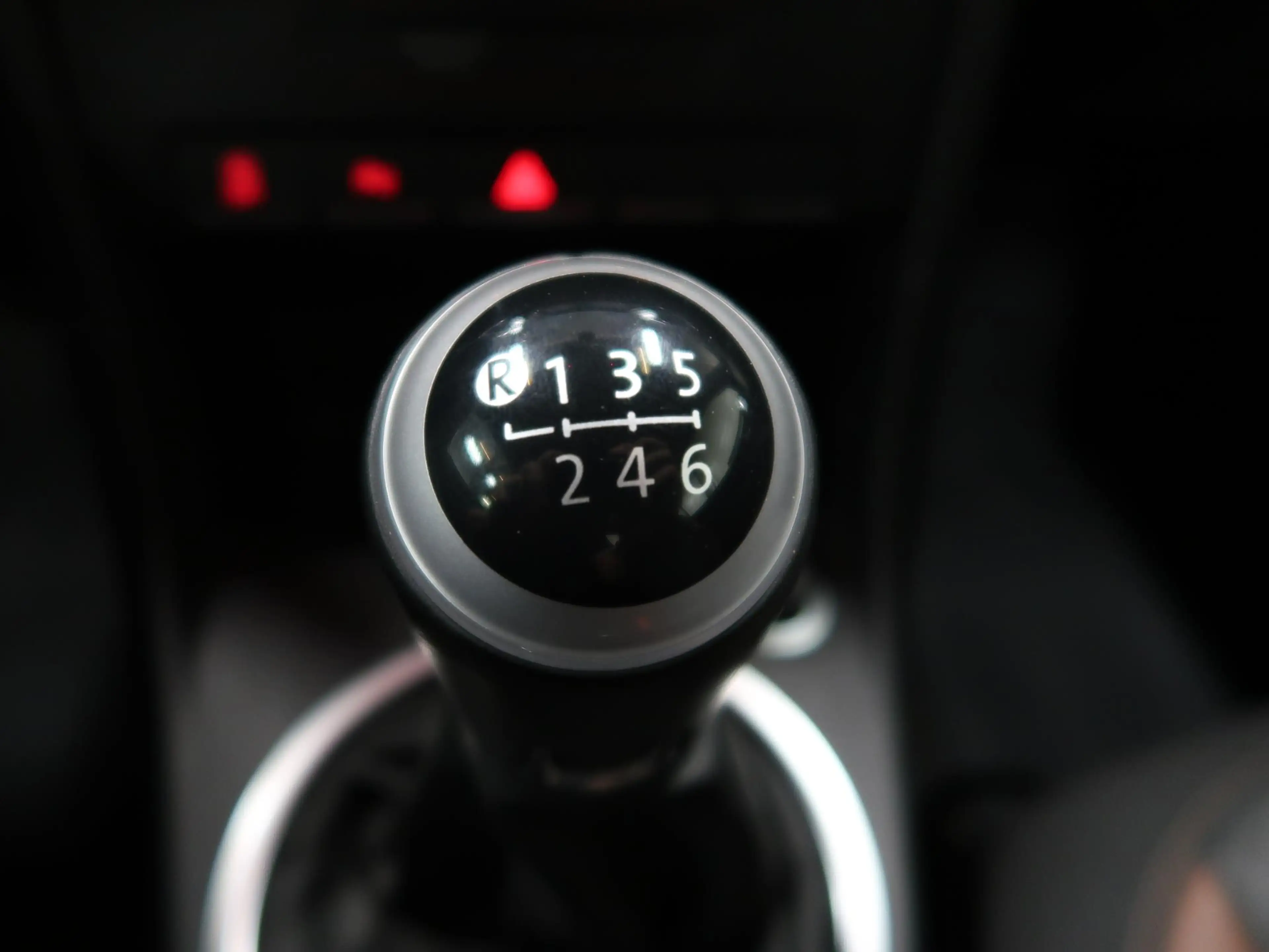 Volkswagen Beetle Cabriolet 1.2 TSI Allstar Camera Navigatie App con — photo 32