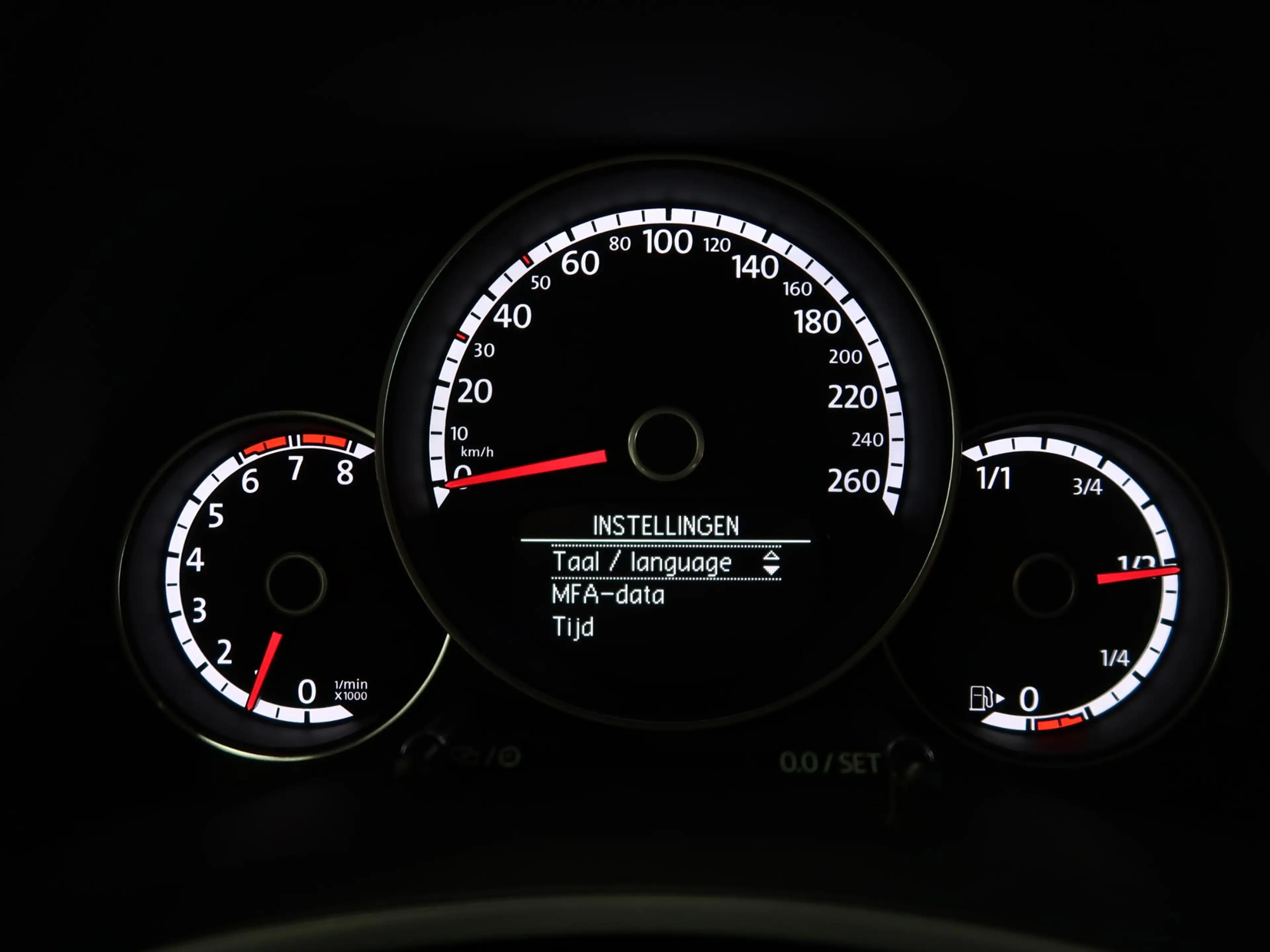 Volkswagen Beetle Cabriolet 1.2 TSI Allstar Camera Navigatie App con — photo 30