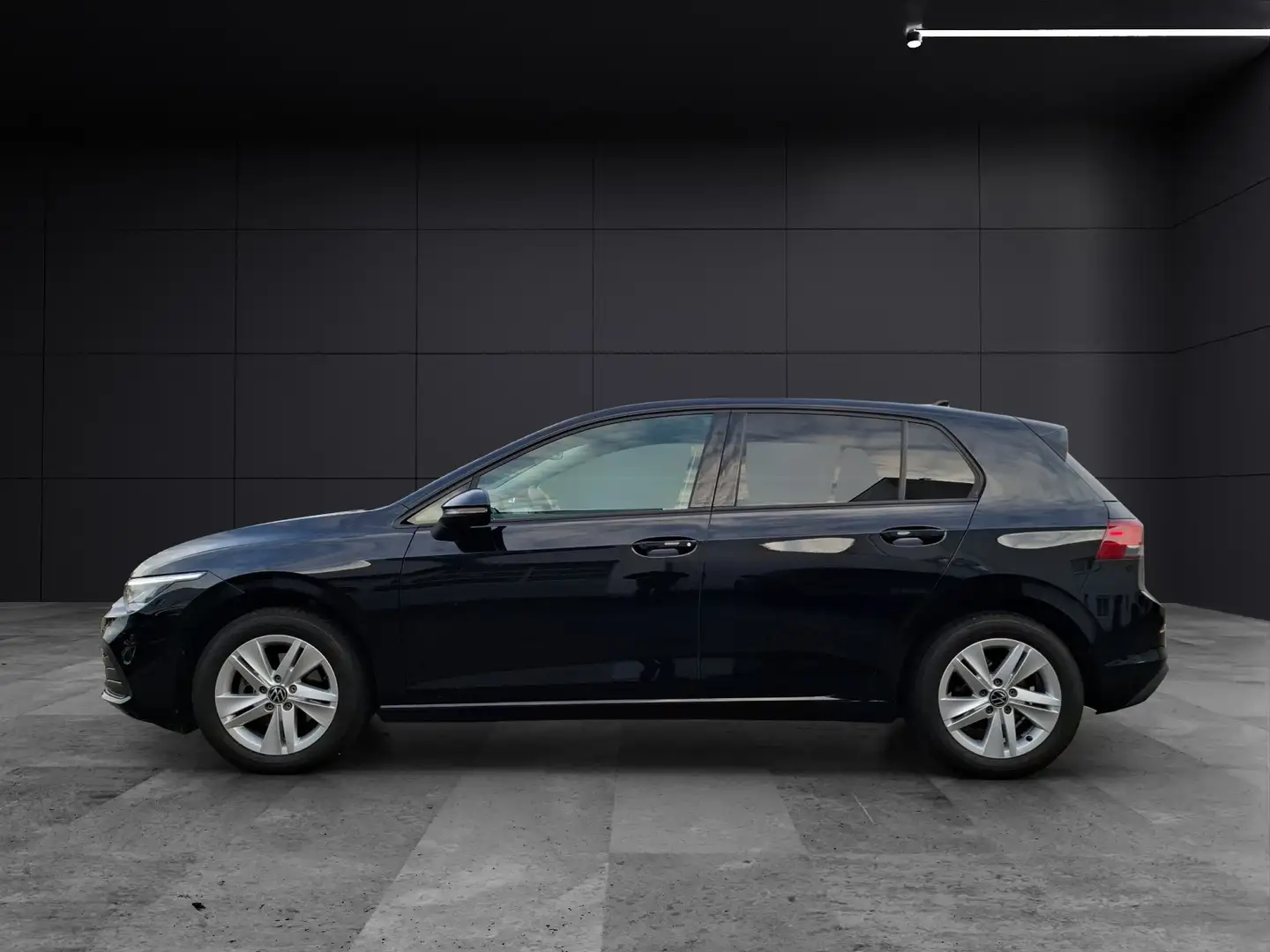 Volkswagen Golf VIII TDI Navi ACC PDC SH Schwarz - 2