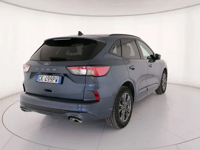 Ford Kuga view 2