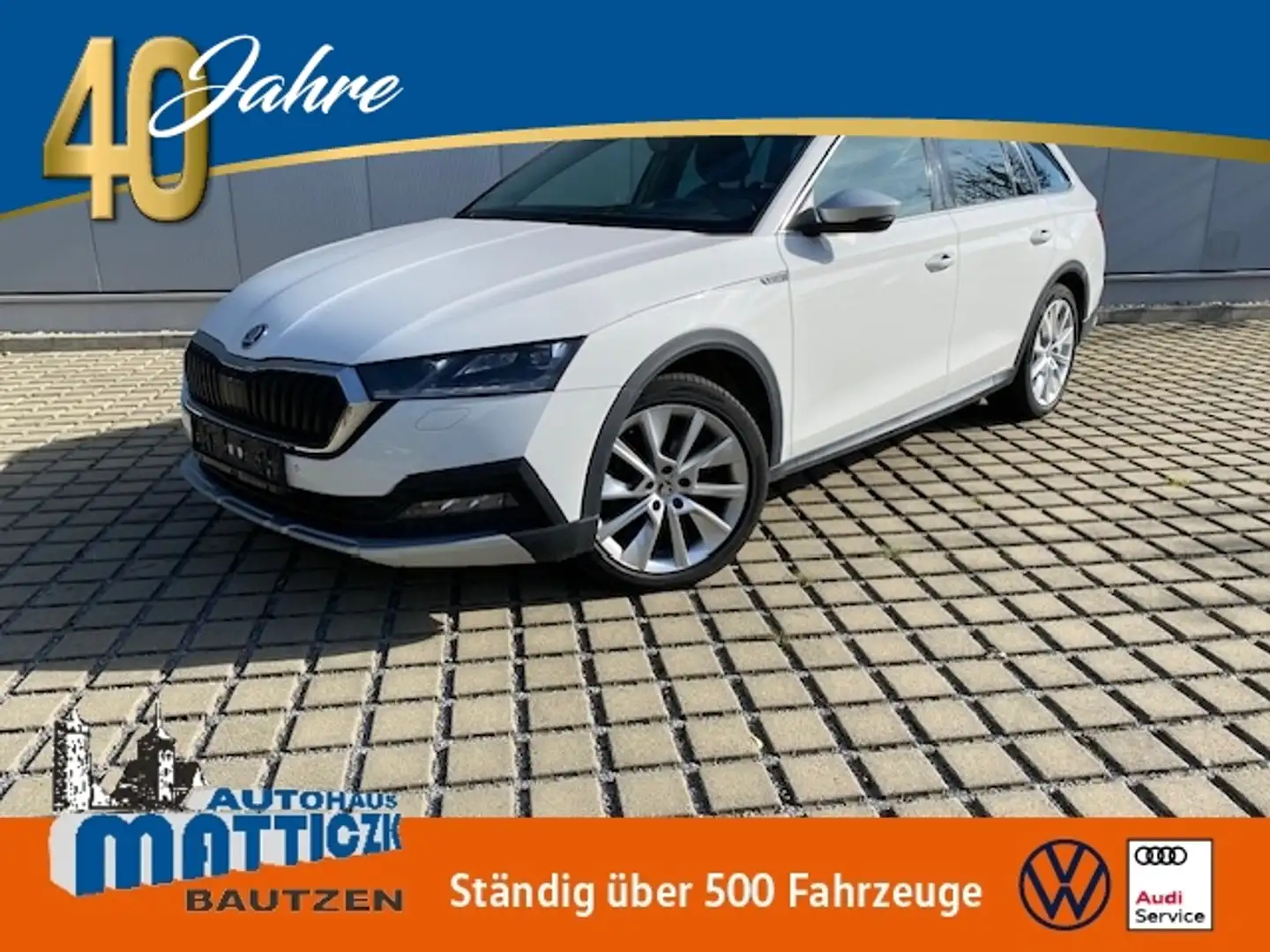 Skoda Octavia 2.0 TDI 4x4 DSG Scout AHK/MATRIX/NAVI/INFOTAIN+KO Weiß - 1