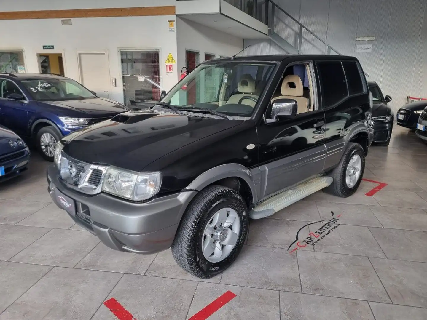 Nissan Terrano 3.0 DiT 3 porte Anniversary kit rialzo disponibile Negro - 1