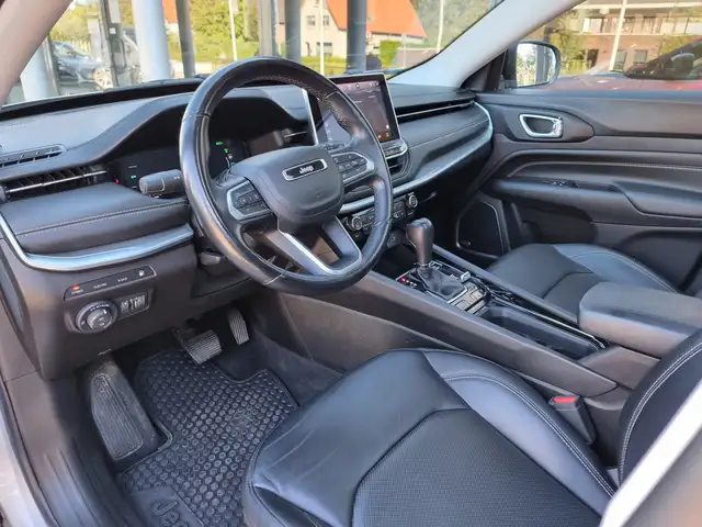 Jeep Compass view 13