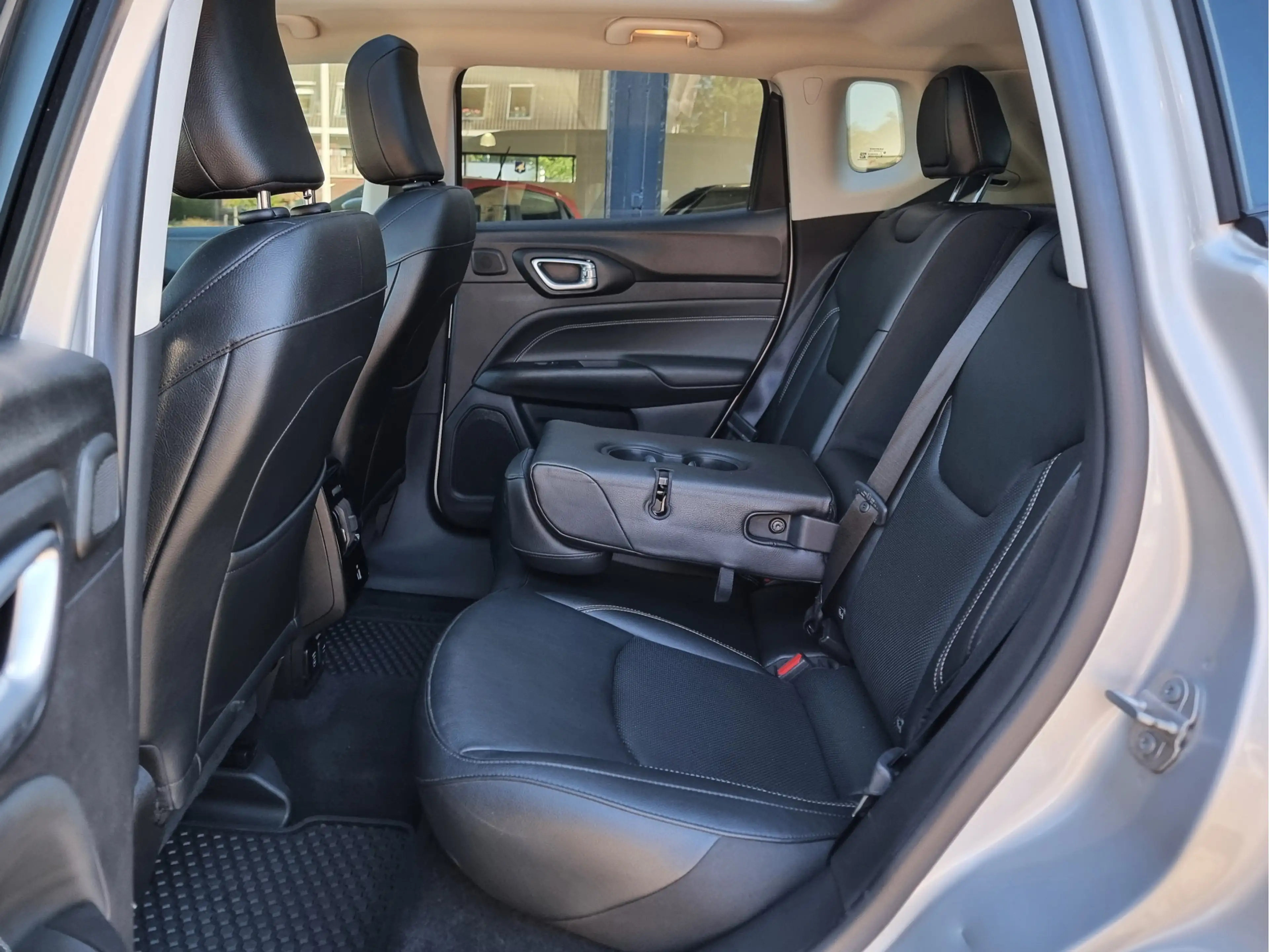 Jeep Compass 4xe 240 S - Plugin | Alle opties | Afn. trekhaak | — photo 29