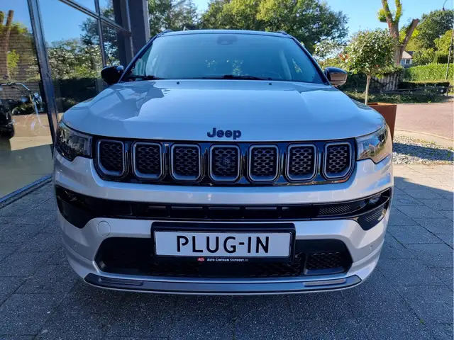 Jeep Compass view 6
