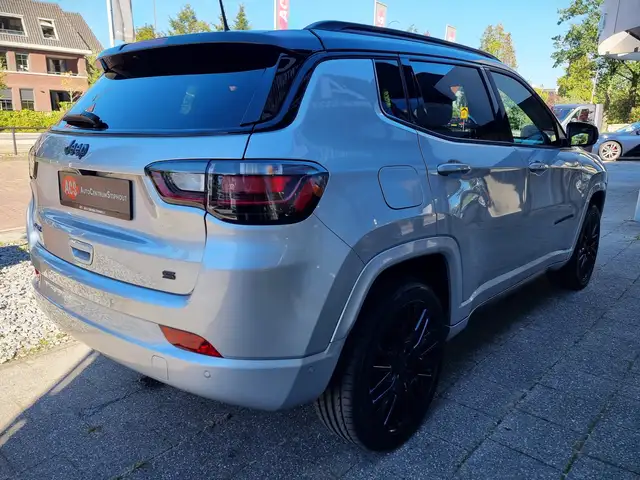 Jeep Compass view 11