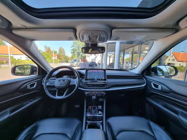 Jeep Compass view 3