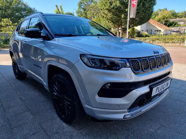 Jeep Compass view 12