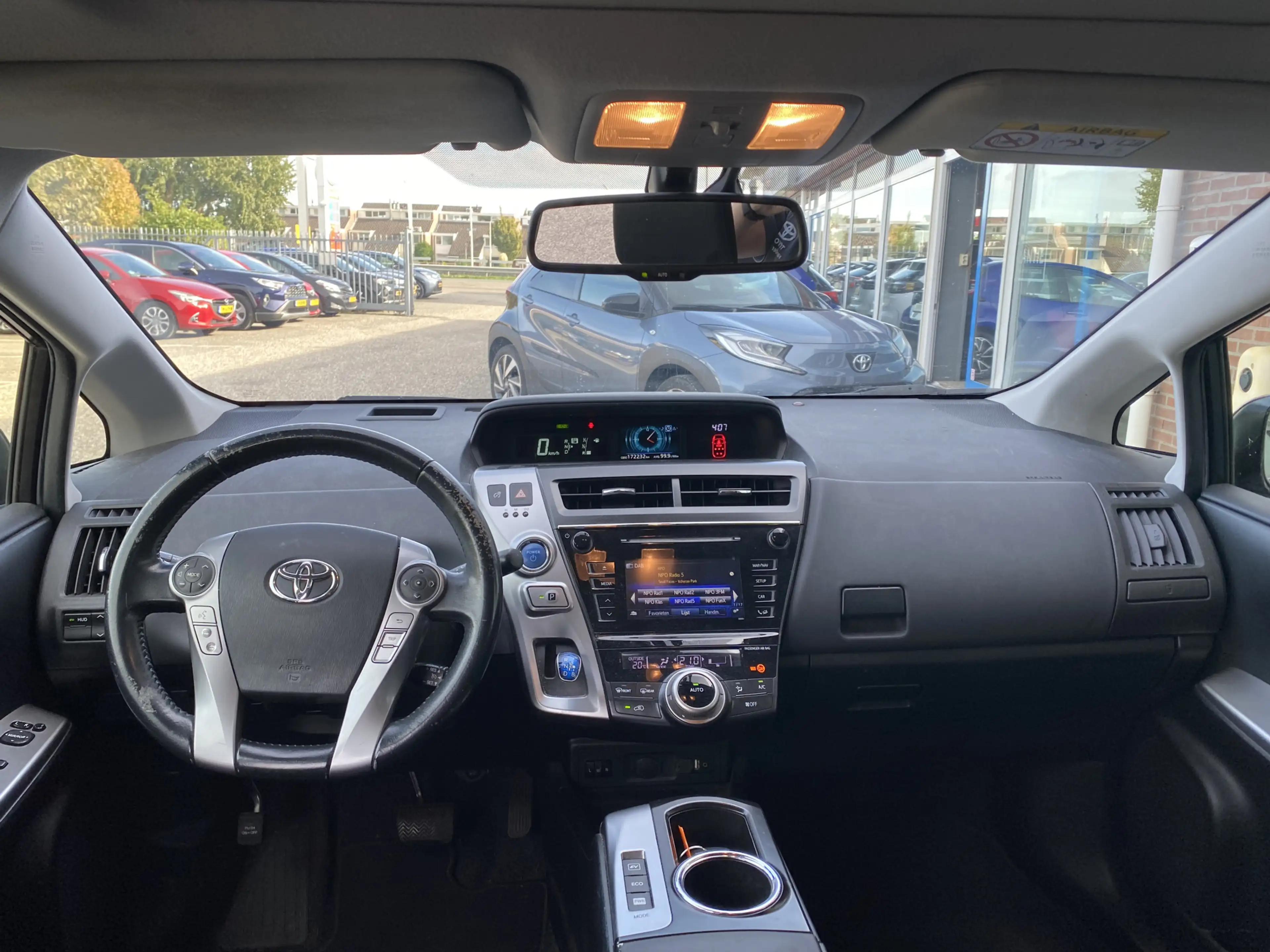 Toyota Prius+ 1.8 Business Plus — photo 8