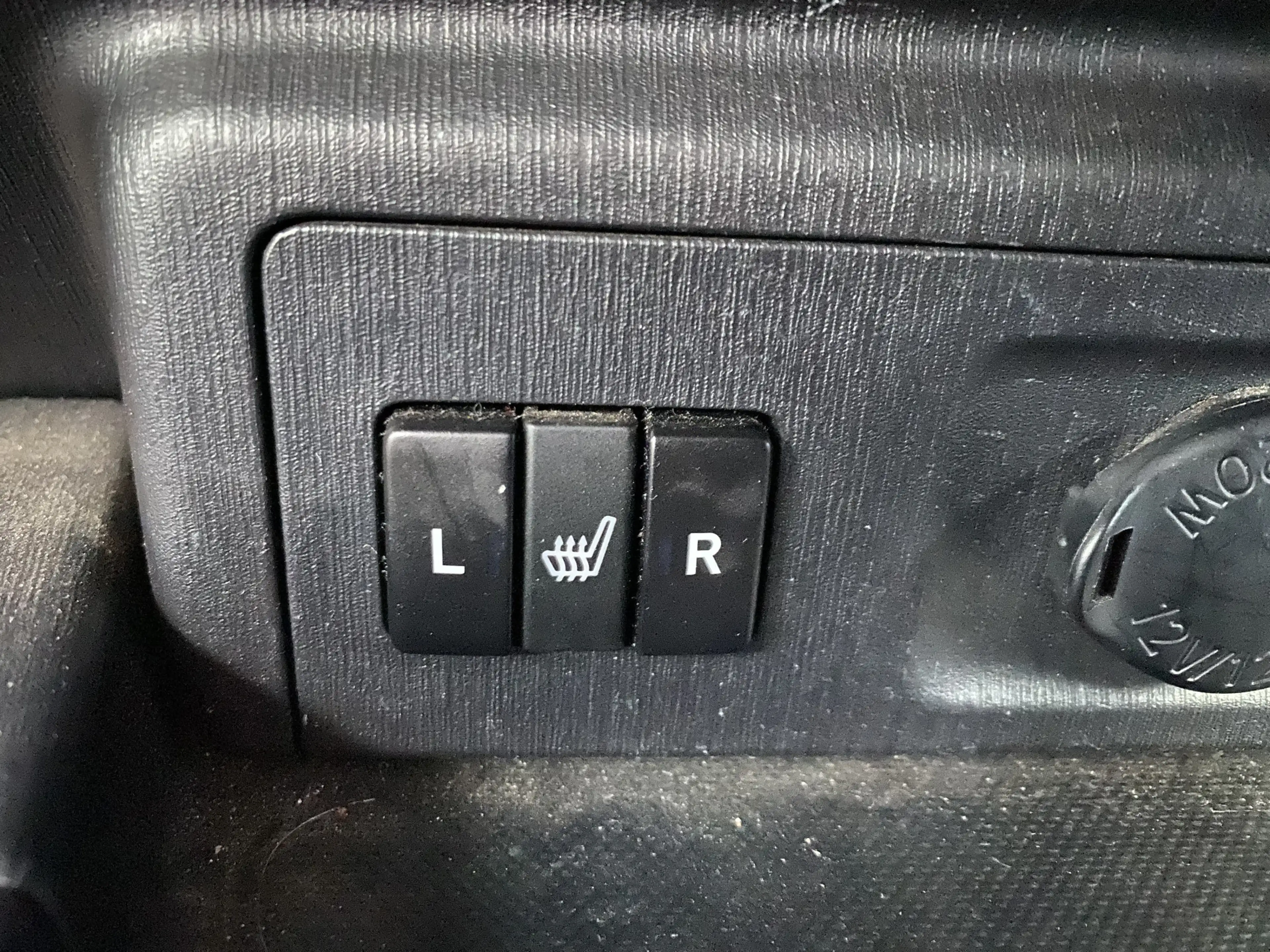 Toyota Prius+ 1.8 Business Plus — photo 16