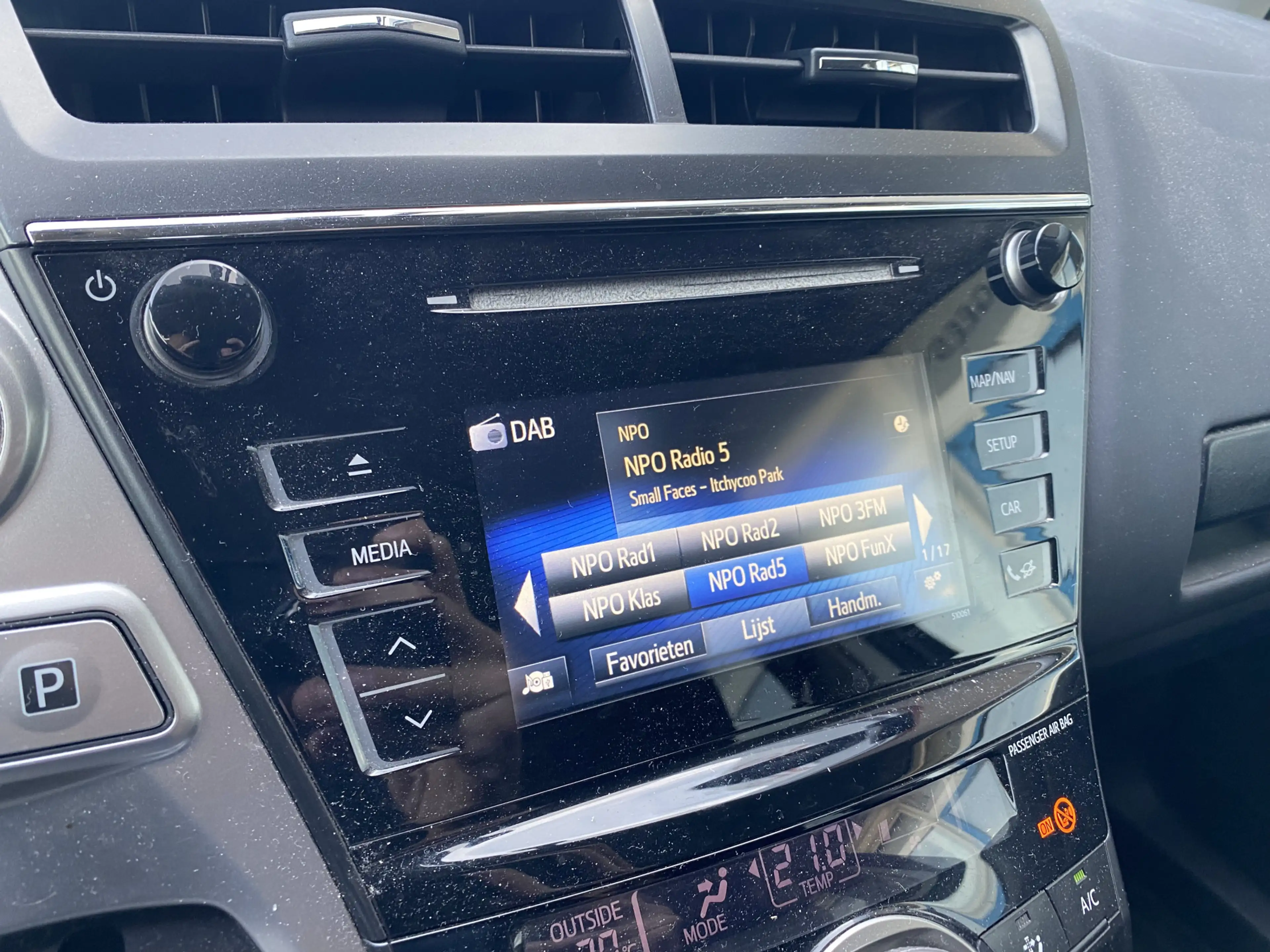 Toyota Prius+ 1.8 Business Plus — photo 14