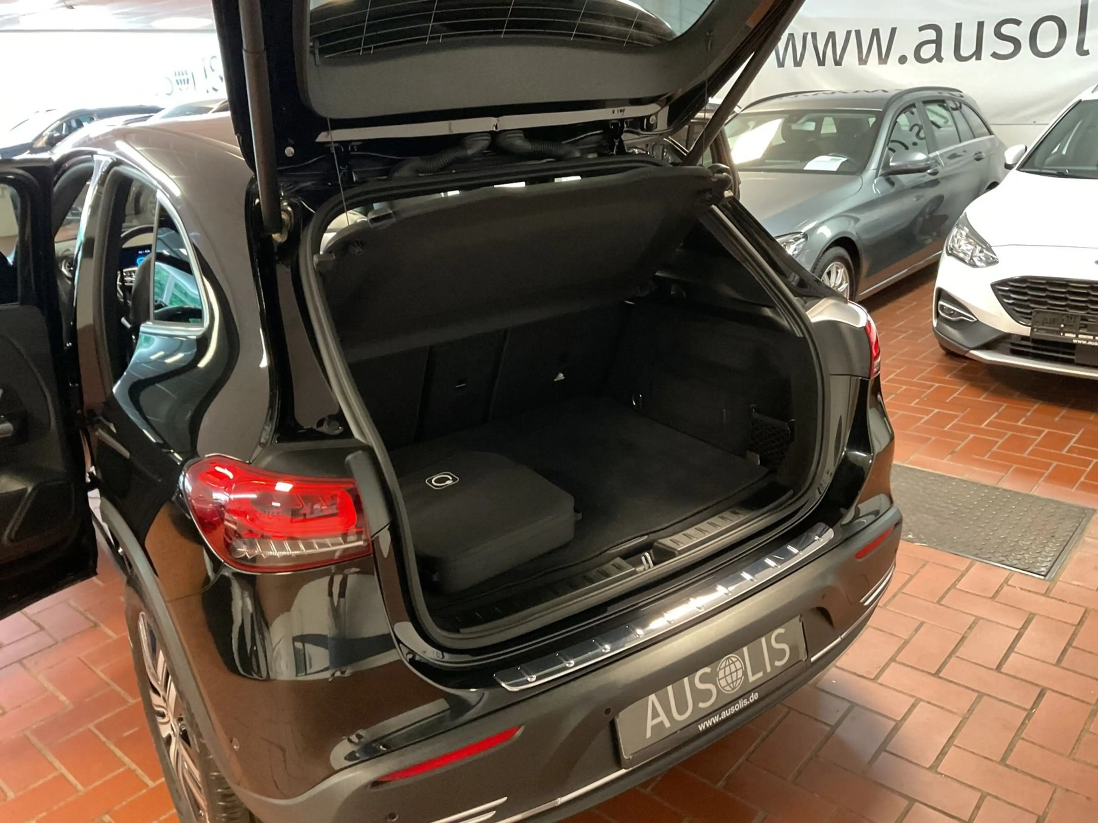 Mercedes-Benz EQA 250 Progressive Head UP,360 Kamera — photo 7
