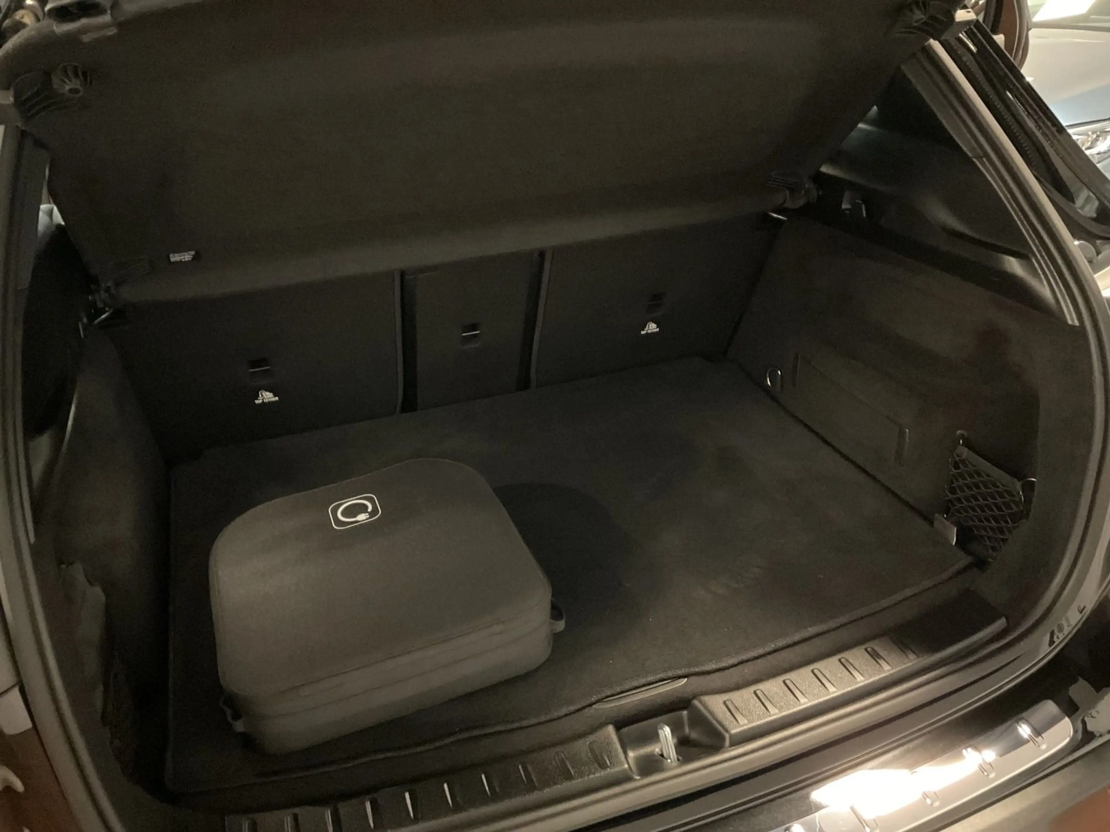 Mercedes-Benz EQA 250 Progressive Head UP,360 Kamera — photo 8