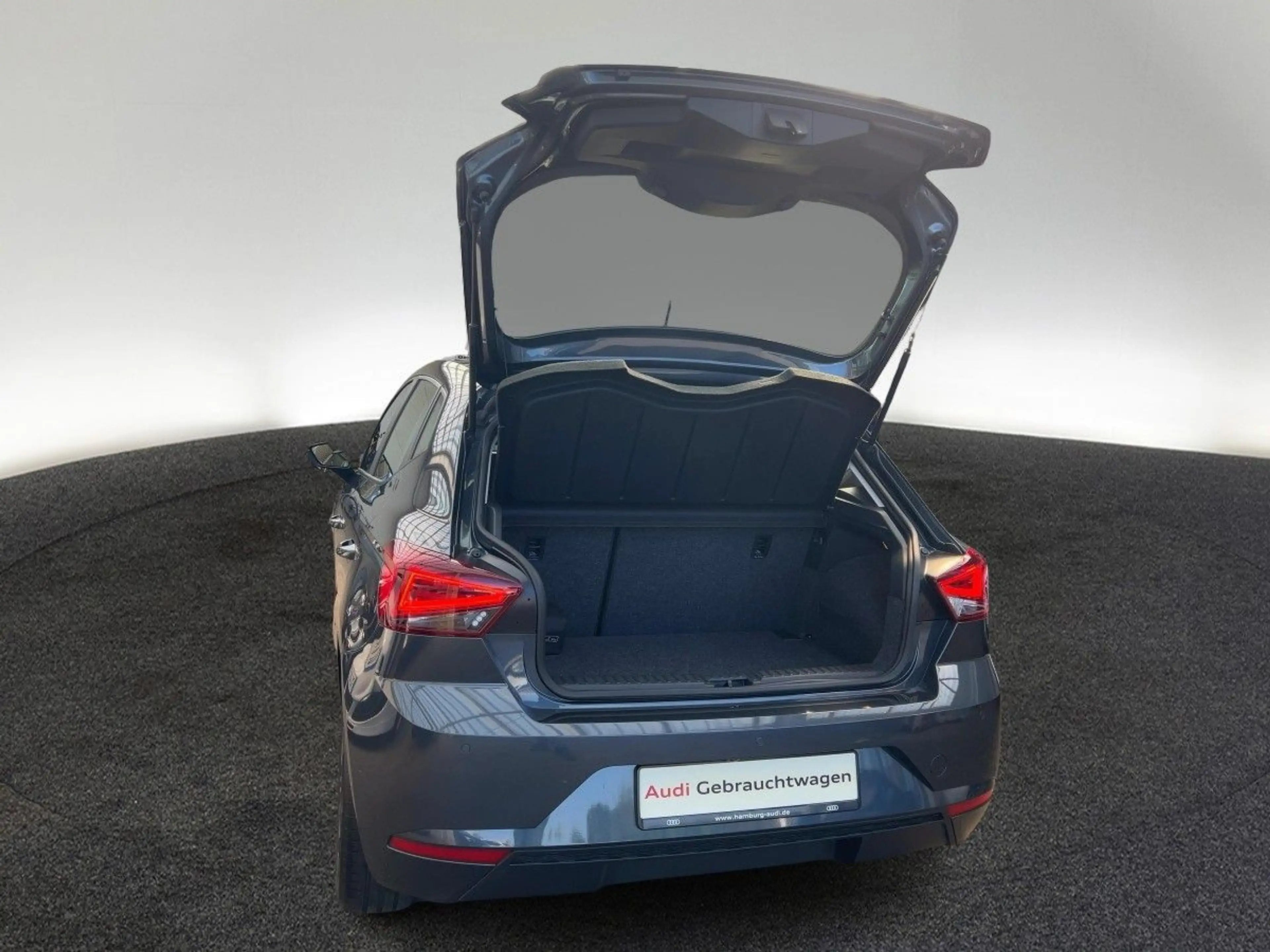 SEAT Ibiza 1.0 TSI Style Edition Kamera LED Sitzheizu — photo 9
