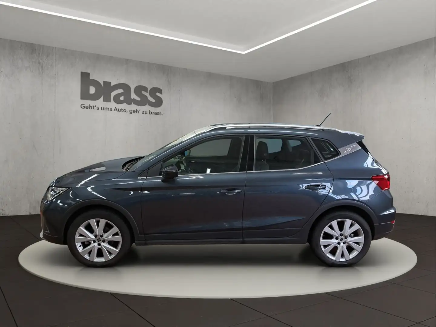 SEAT Arona Xperience Grau - 2