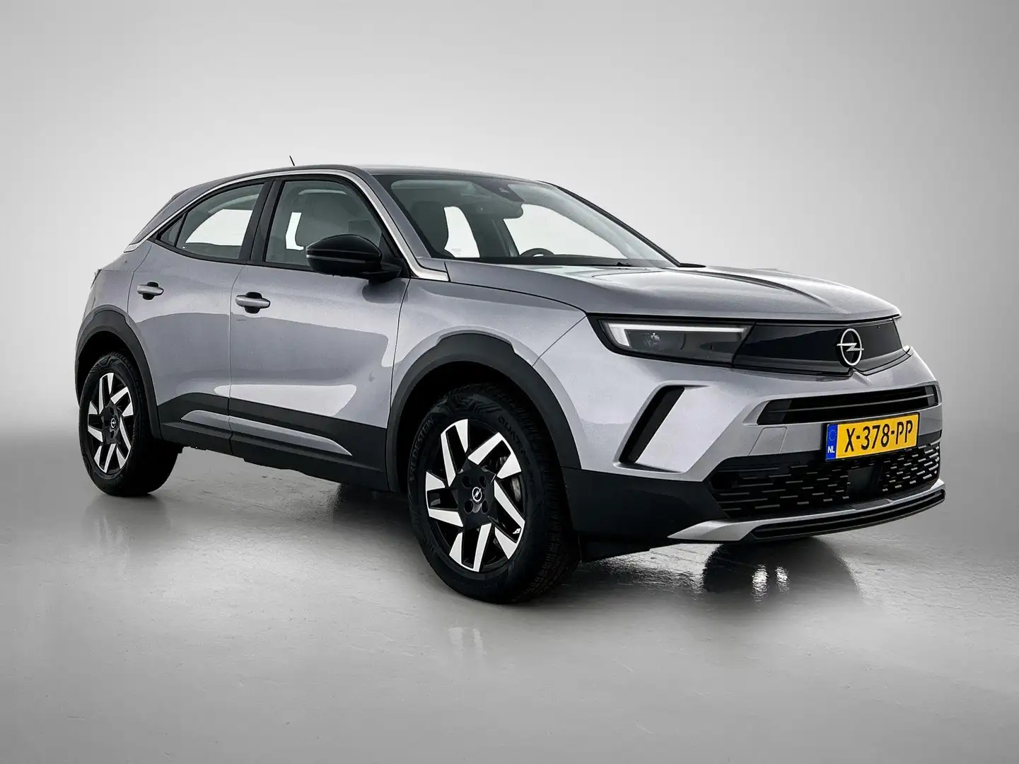 Opel Mokka SUV Level 3 130 pk Automaat | Navigatie | Achterui Grijs - 2