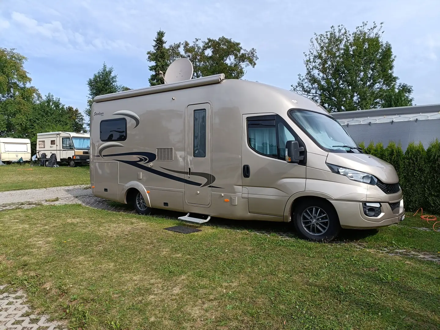 Iveco Daily Wohnmobil Bej - 2
