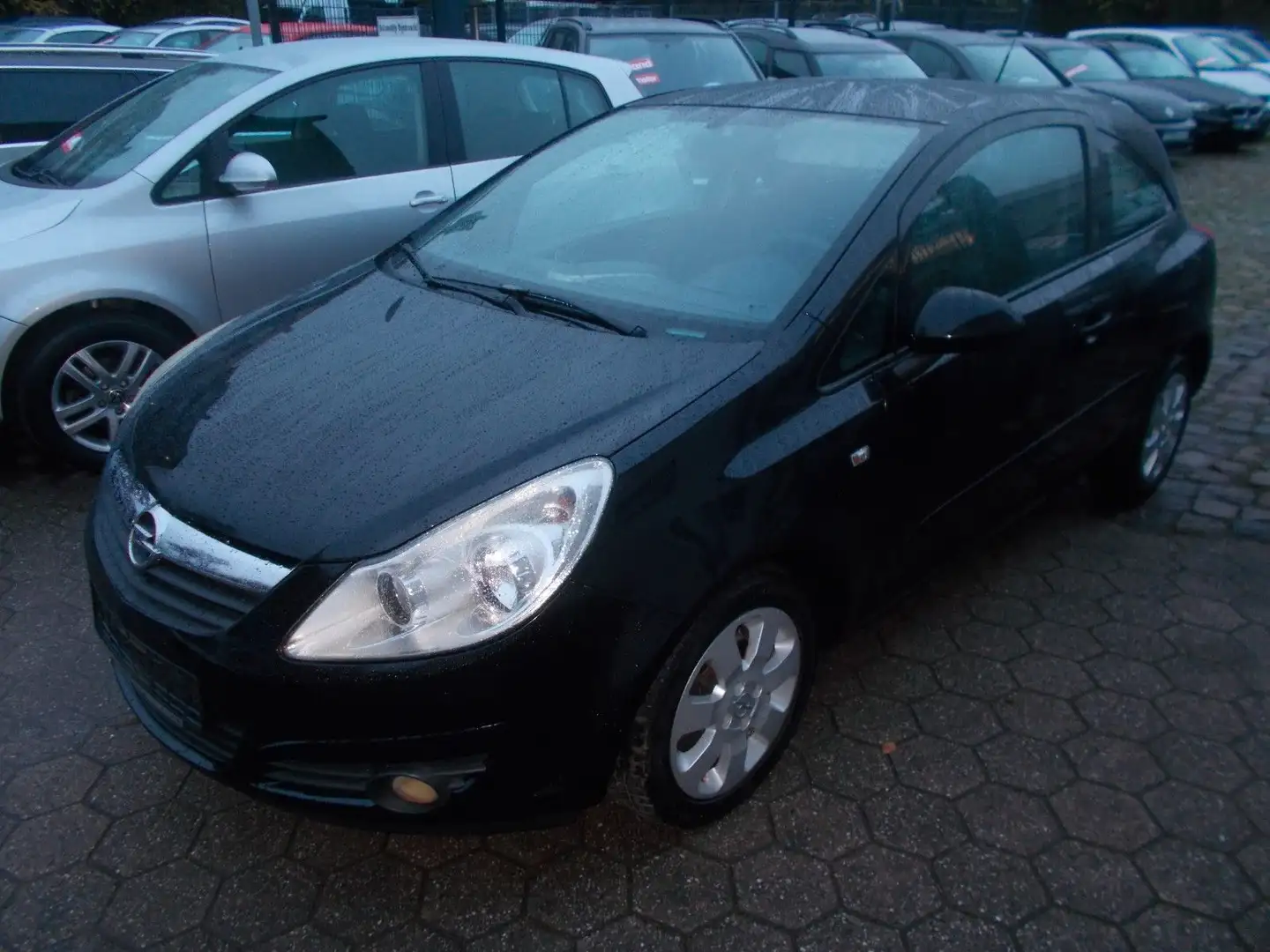 Opel Corsa D Edition Zwart - 1