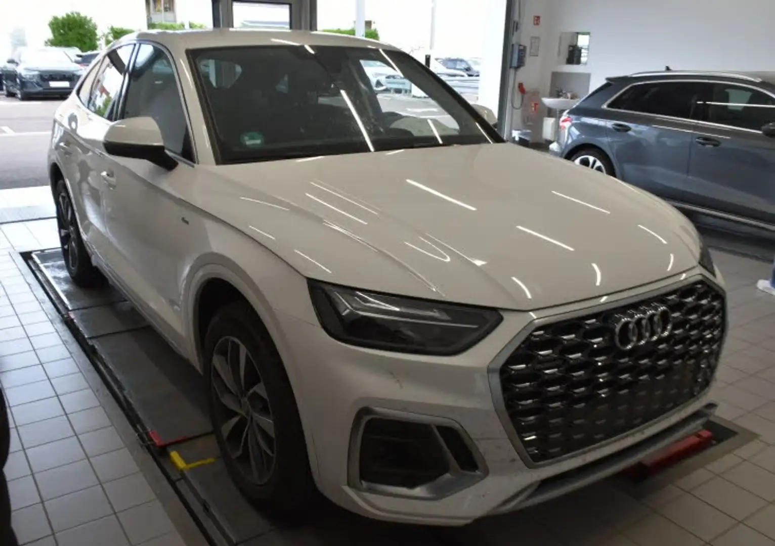 Audi Q5 Sportback 40 TDI qu S line LED Navi 19Zoll Weiß - 2