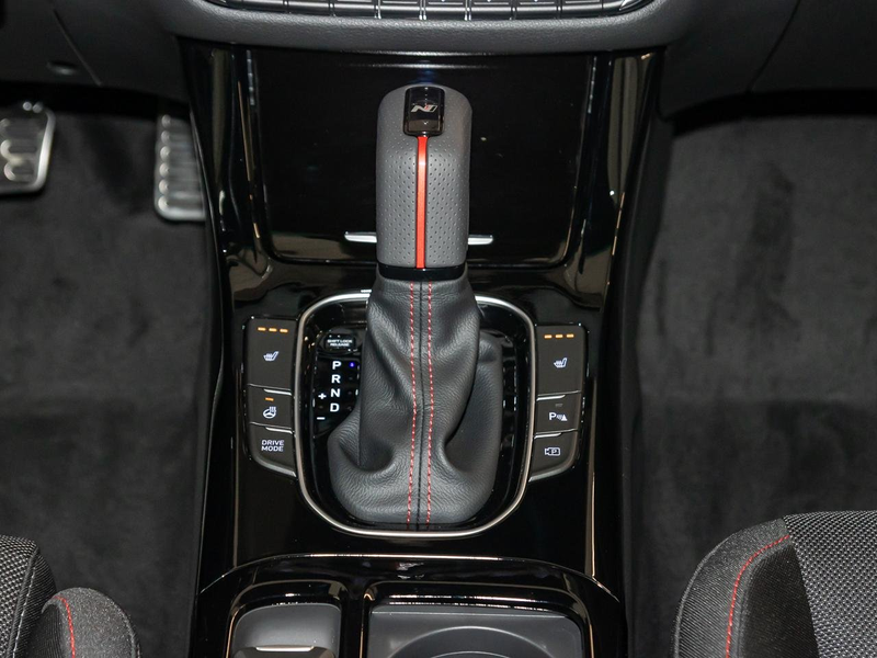 Hyundai i30 Kombi T-GDI 48V DCT N Line 5Jahre+Navi+LED+Kamera+ — photo 13