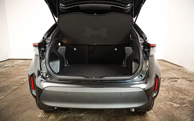Toyota Yaris Cross view 6