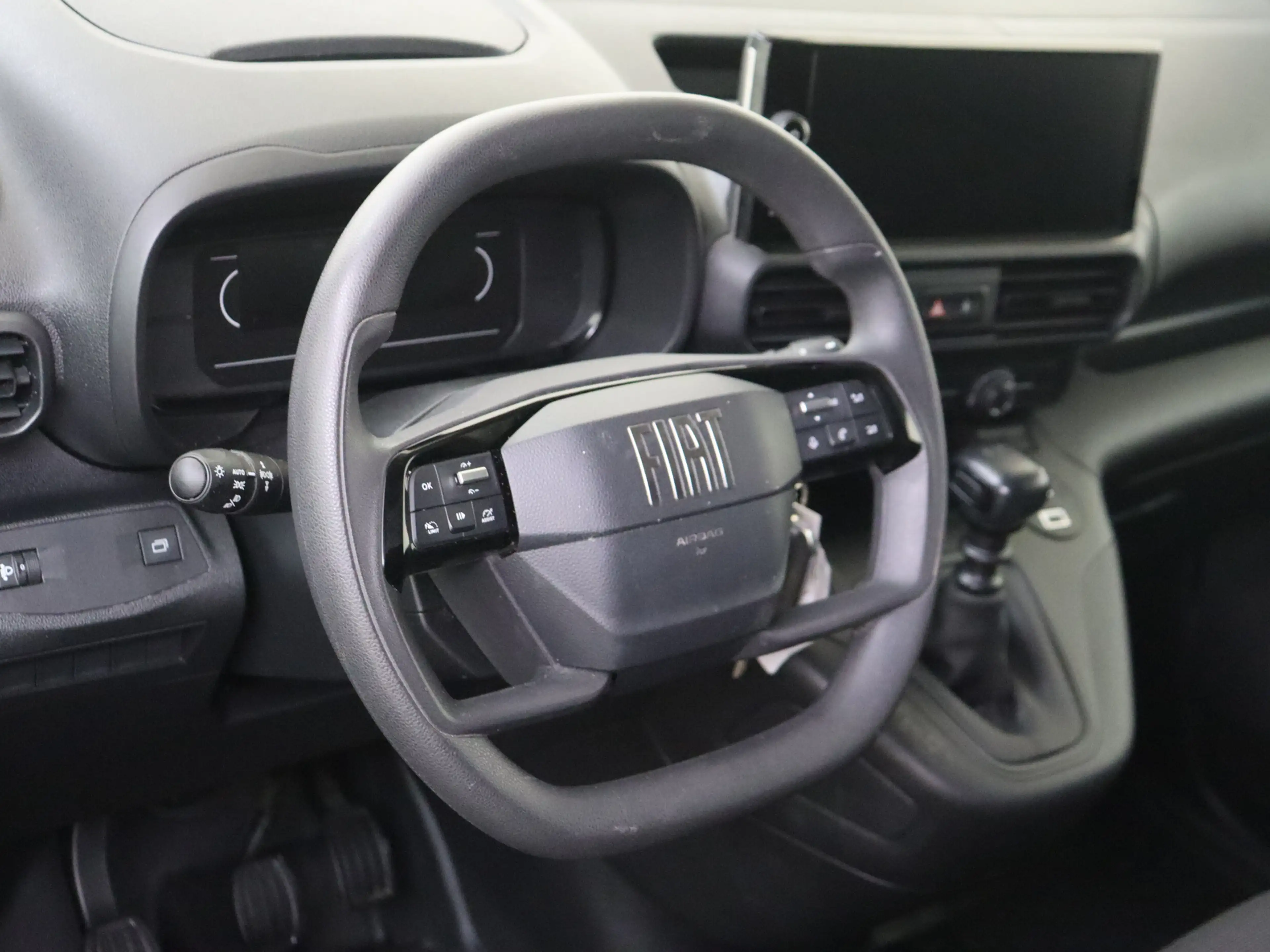 Fiat Doblo 1.5 BlueHDi 100 S&S L1 650kg — photo 6