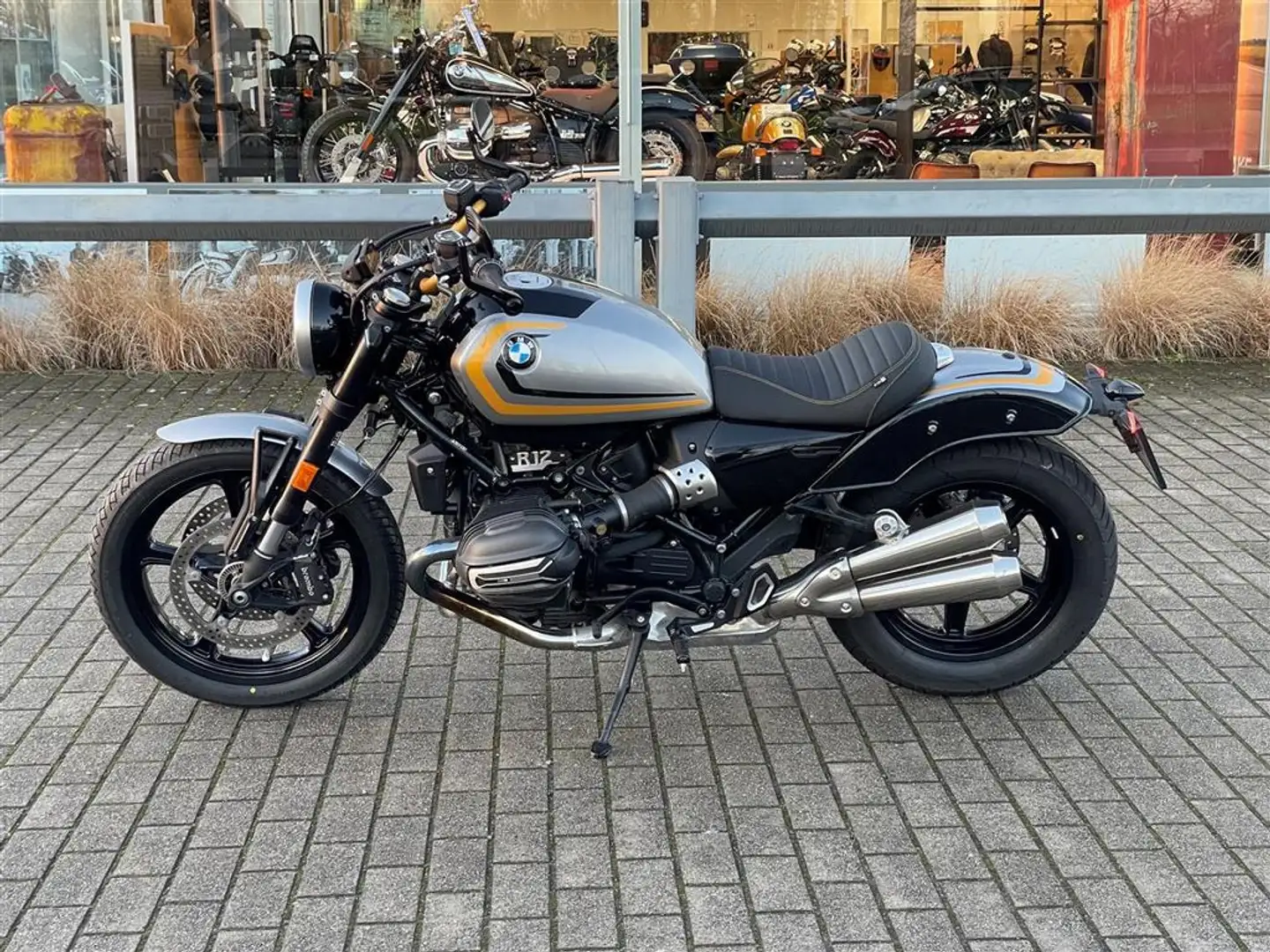 BMW R 12 -ZO GOED ALS NIEUW Argintiu - 2
