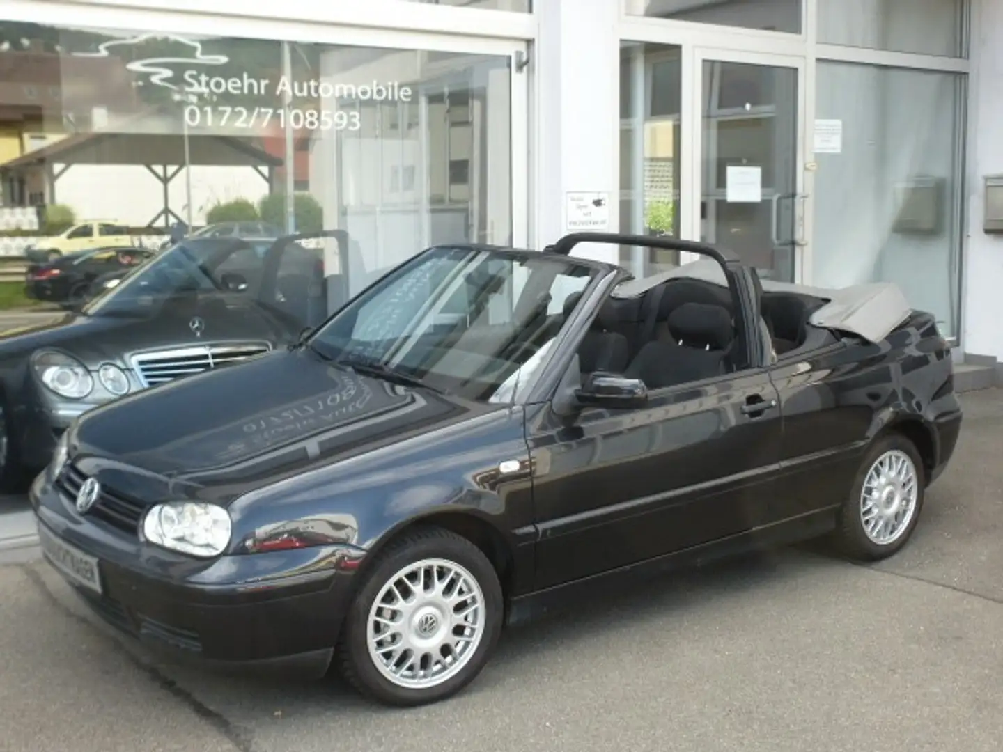 Volkswagen Golf Cabriolet 1,6 HIGHLINE E-VERDECK SHZ TÜV 06-2027 Nero - 1