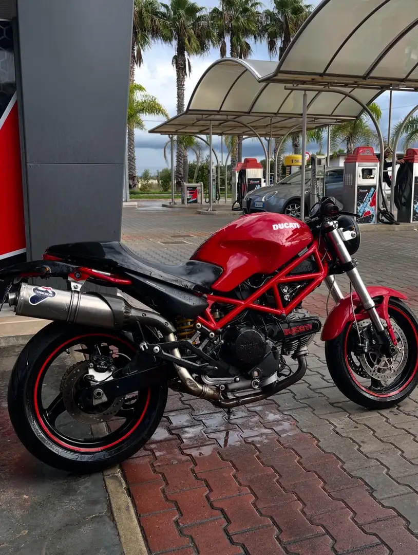 Ducati Monster 695 sport - 2