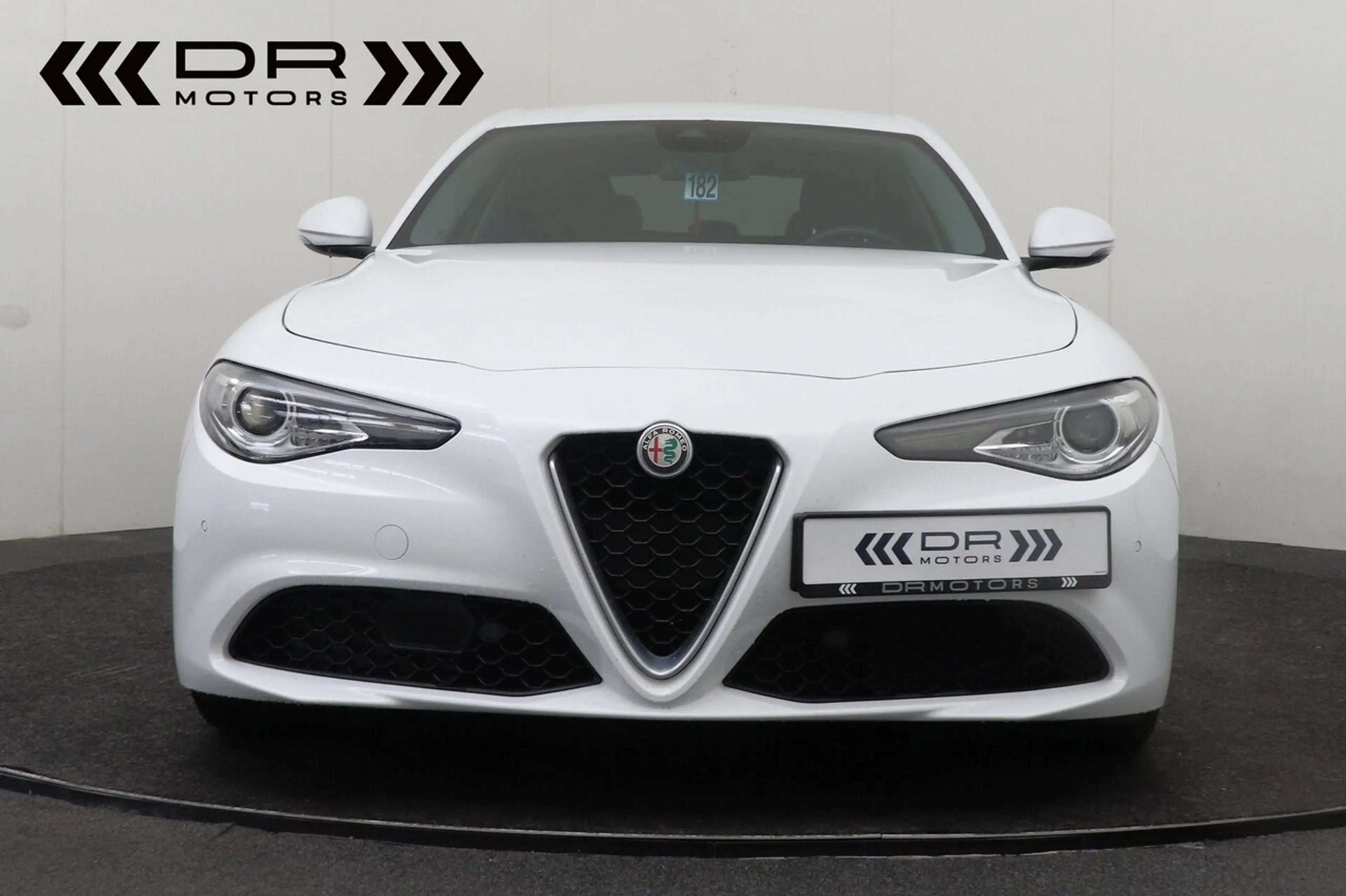 Alfa Romeo Giulia 2.2 JTD - AUTOMAAT - LEDER - GPS - TOPSTAAT — photo 11