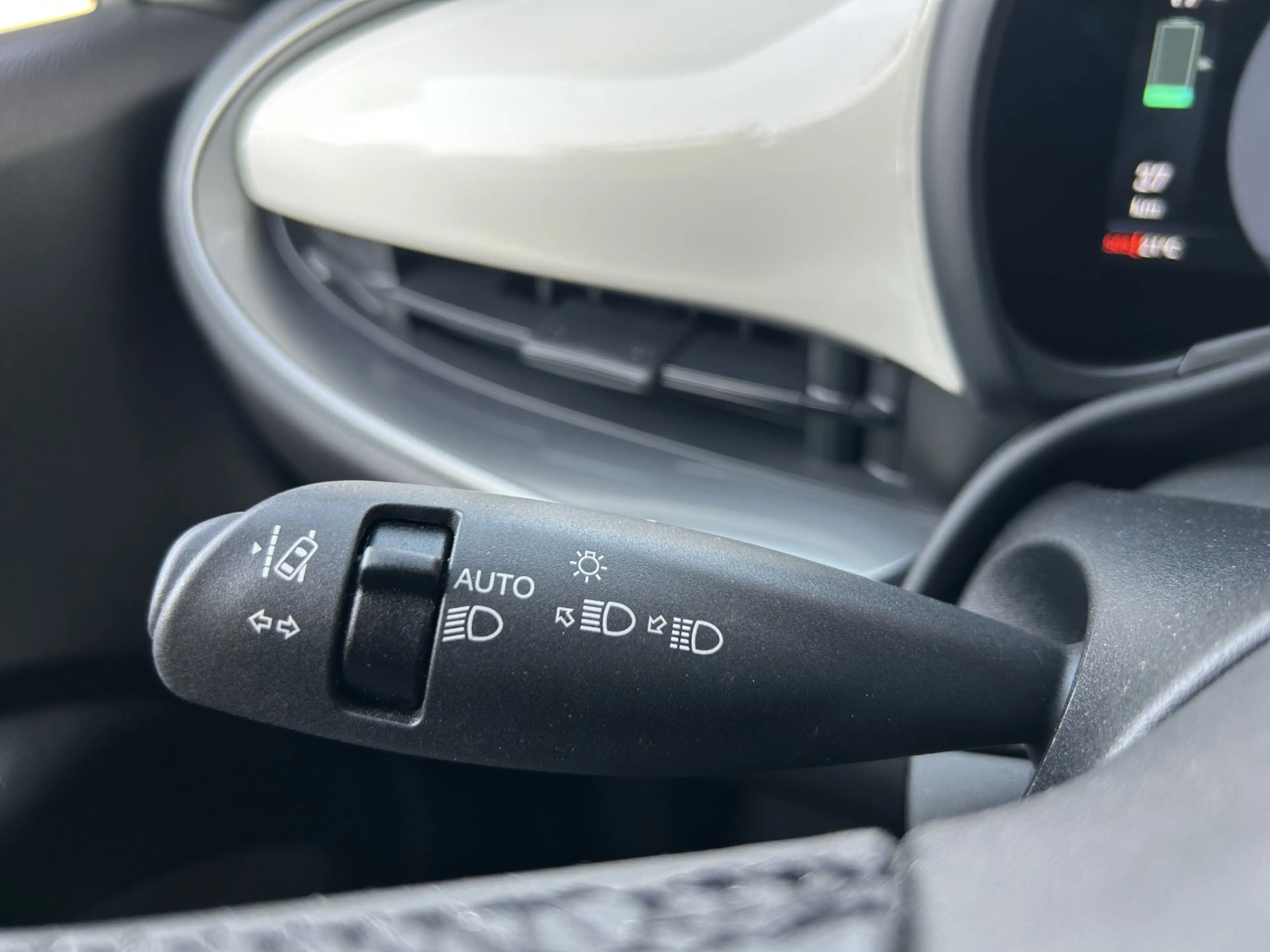 Fiat 500 Icon 42 kWh // APPLE CARPLAY / ANDROID AUTO // CLI — photo 11