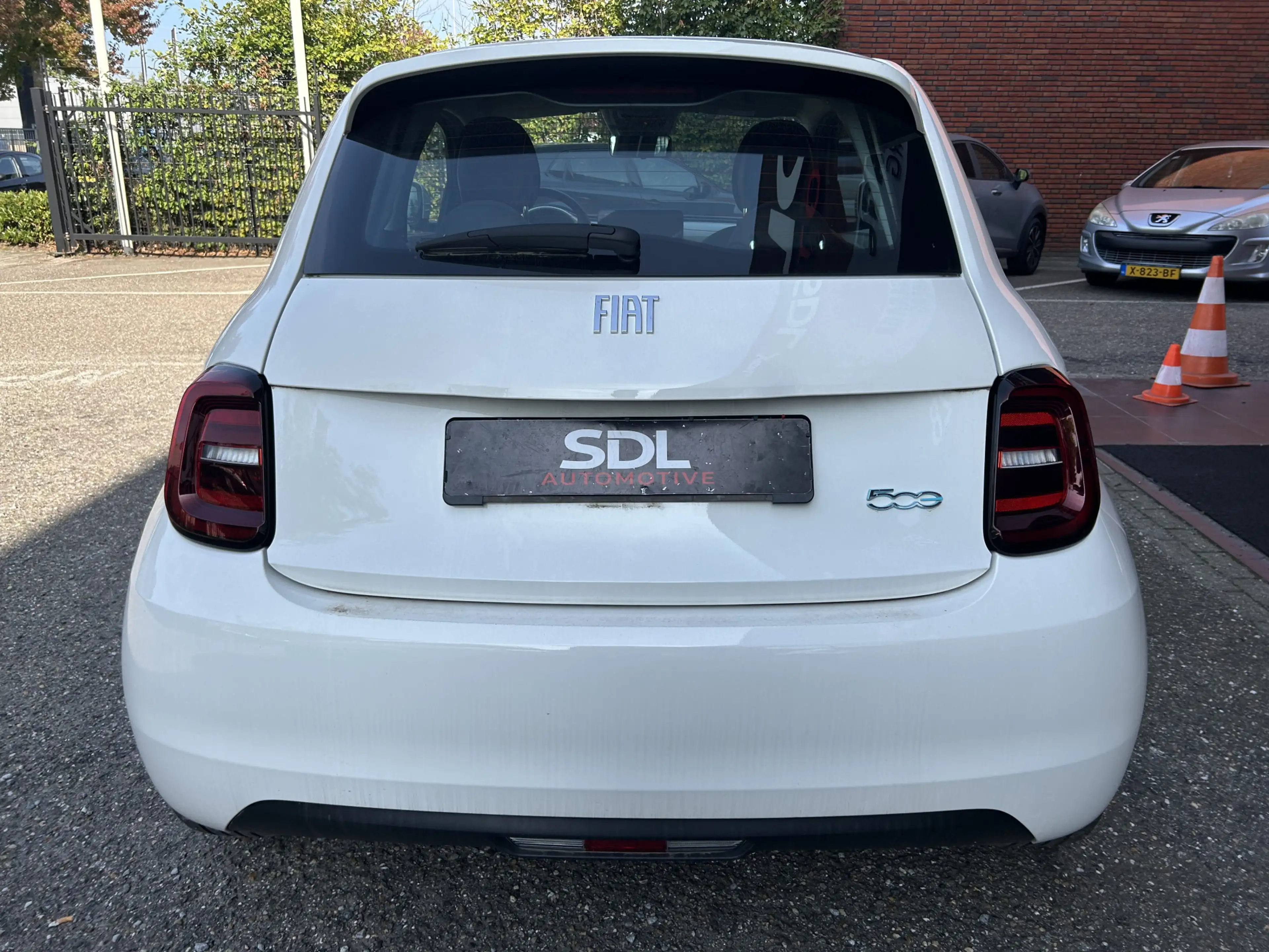 Fiat 500 Icon 42 kWh // APPLE CARPLAY / ANDROID AUTO // CLI — photo 6
