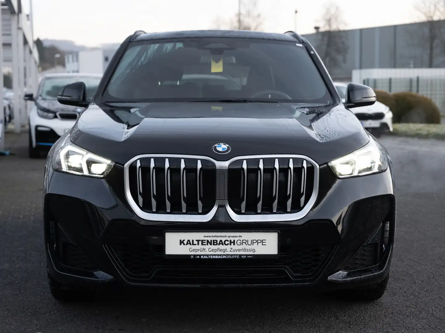 BMW X1 sDrive 18i M-Sport PANO AHK ACC NAVI LED Schwarz - 2