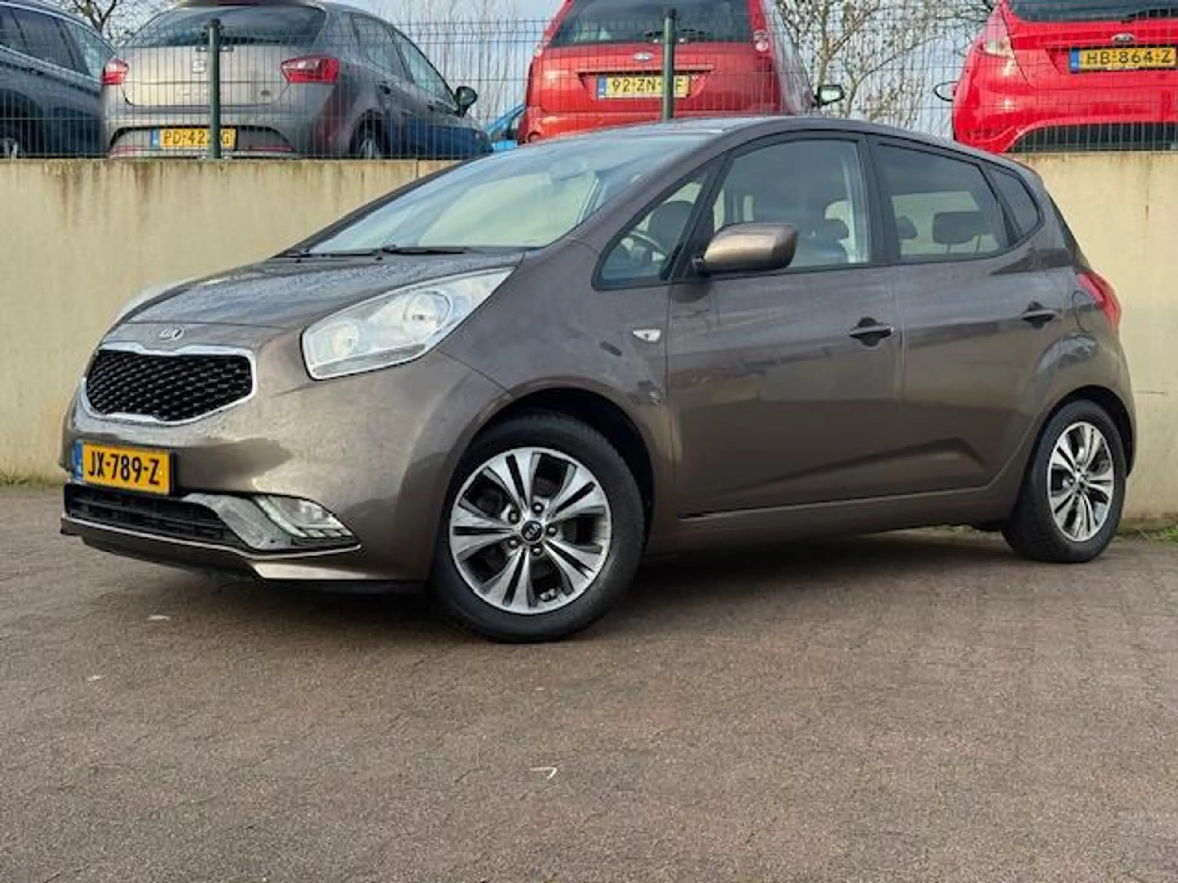 Kia Venga 1.4 CVVT DynamicPLusLine/NAVI/CAMERA/PDC/LEDER/CRU — photo 3