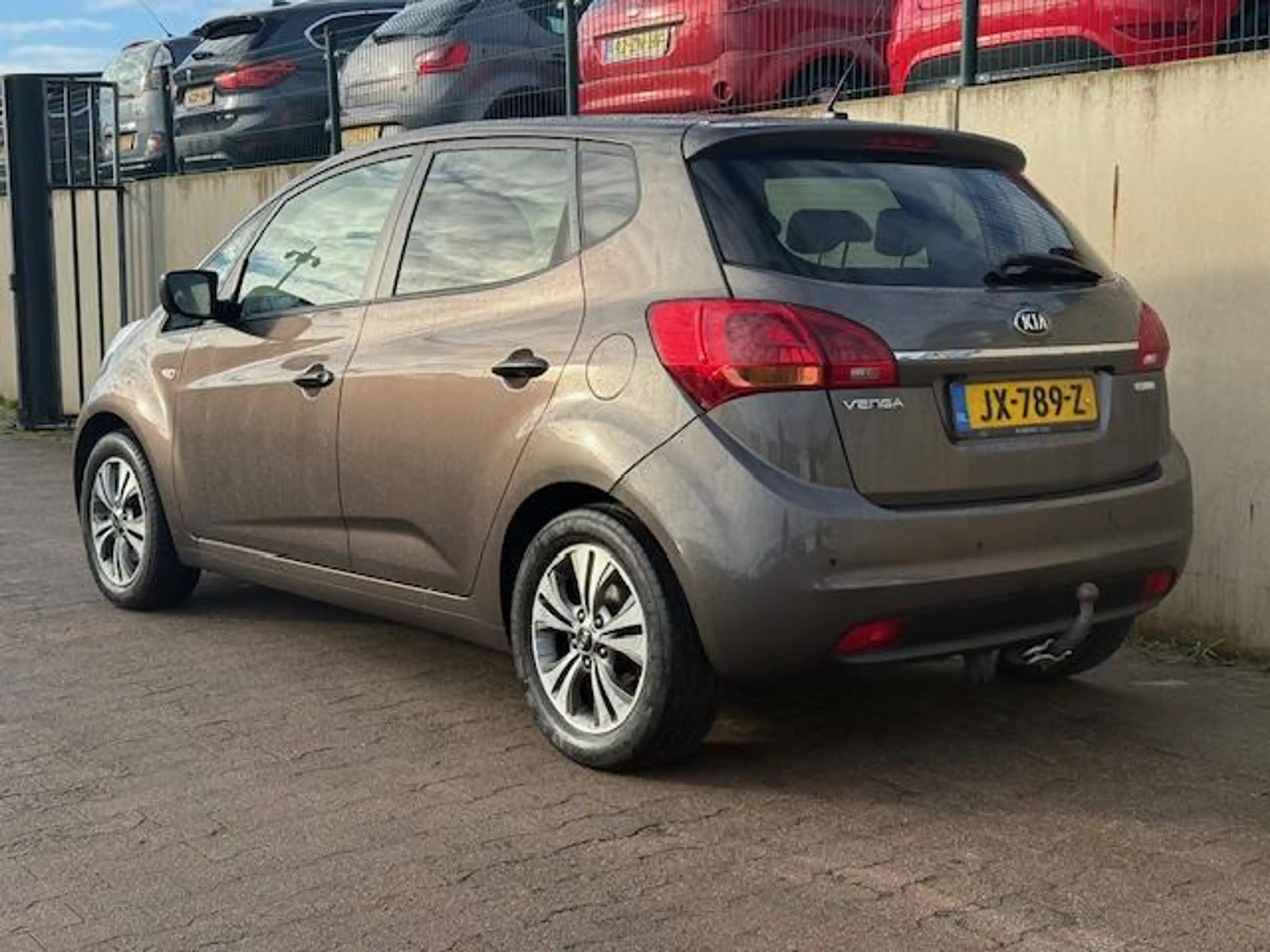 Kia Venga 1.4 CVVT DynamicPLusLine/NAVI/CAMERA/PDC/LEDER/CRU — photo 5
