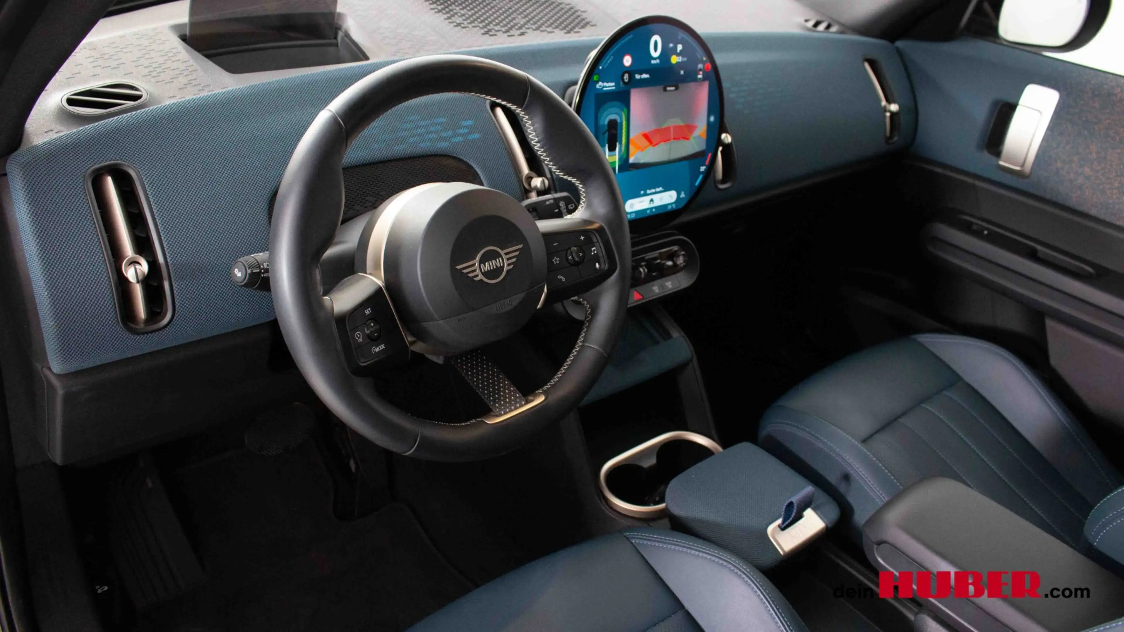 MINI Countryman C Countryman C — photo 11