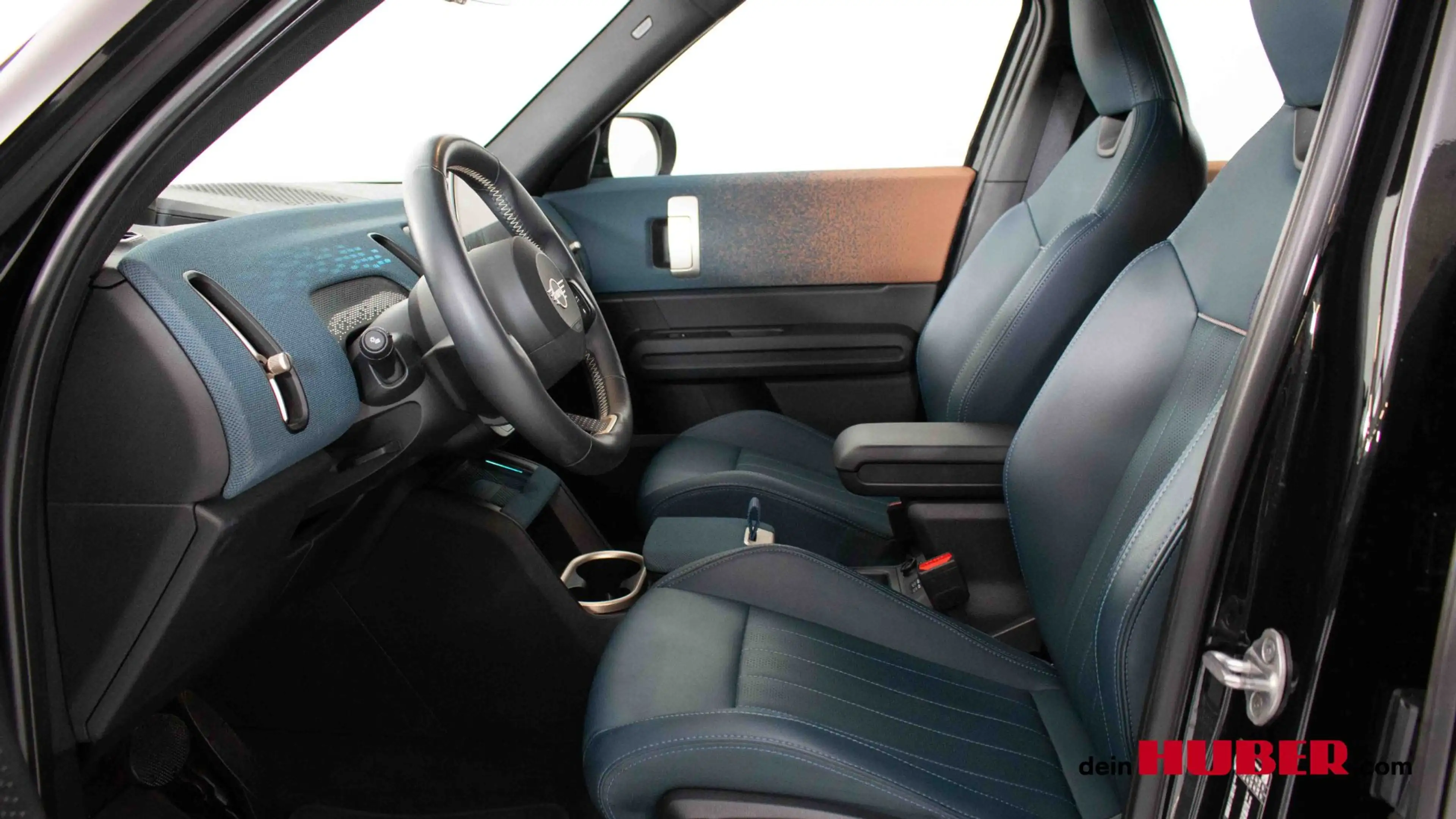 MINI Countryman C Countryman C — photo 9