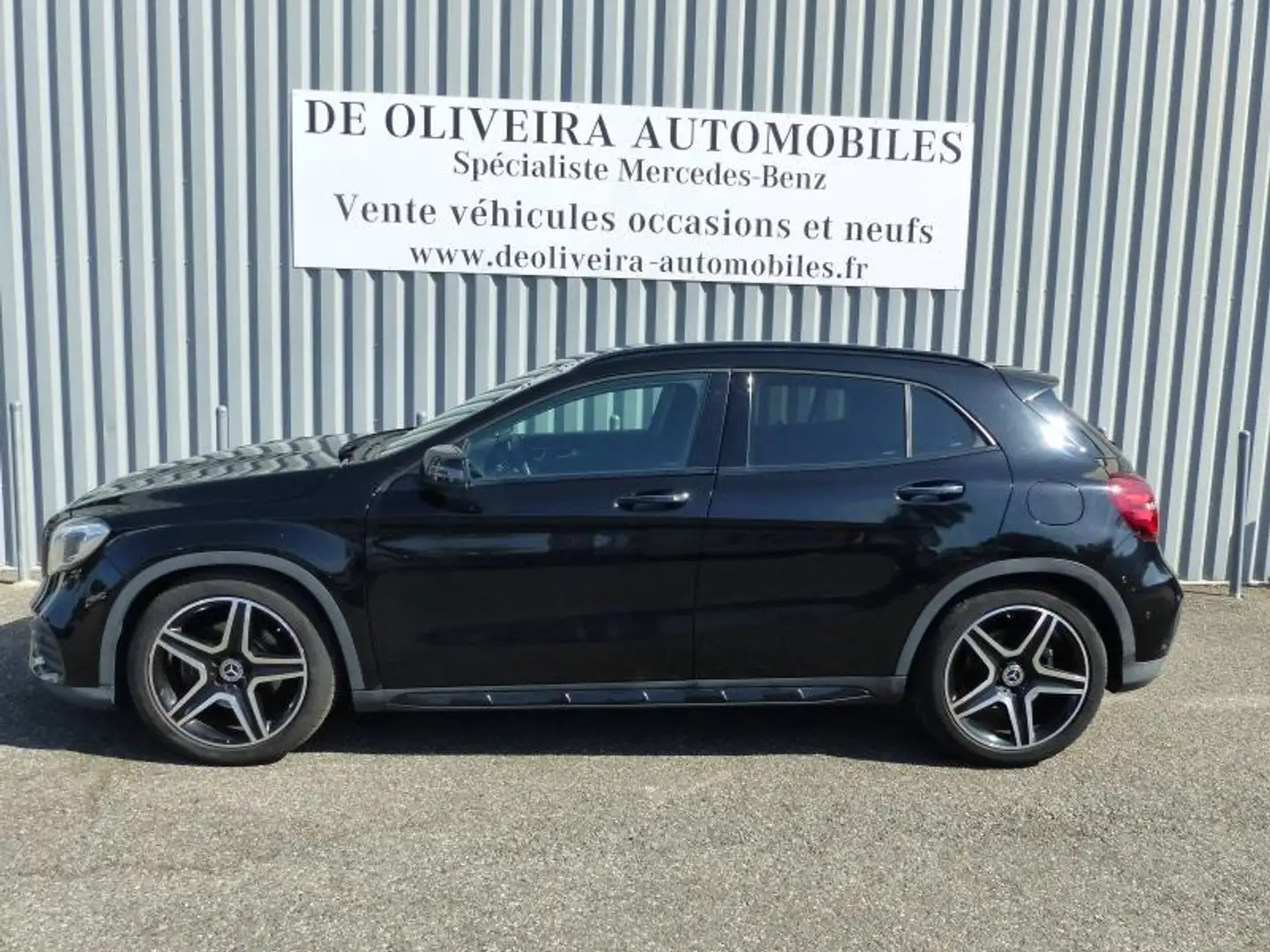 Mercedes-Benz GLA 220 220 d 170ch Fascination 7G-DCT Euro6c Noir - 2