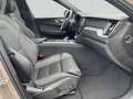 Volvo XC60 Plus Dark T8 20''LM Pano 360kam Harman Lenkradhz e Beige - thumbnail 3