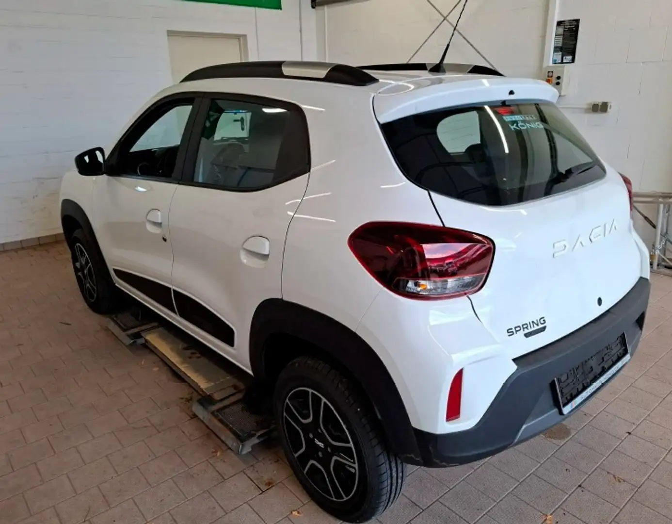 Dacia Spring Essential 45 Klima - Bluetooth Weiß - 2