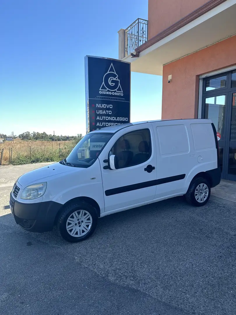 Fiat Doblo 1.6 16v natural power Active - 2