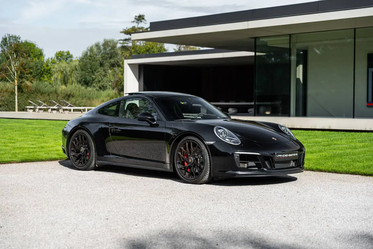 Porsche 991